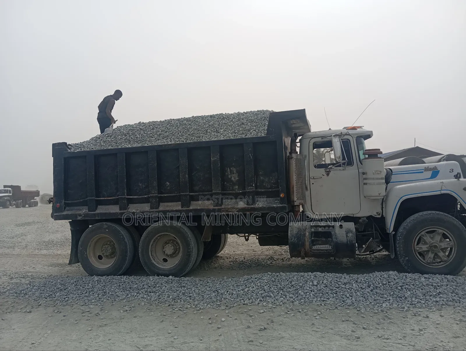 Oriental Iron Black Chippings and Granite, All Materials Are Available