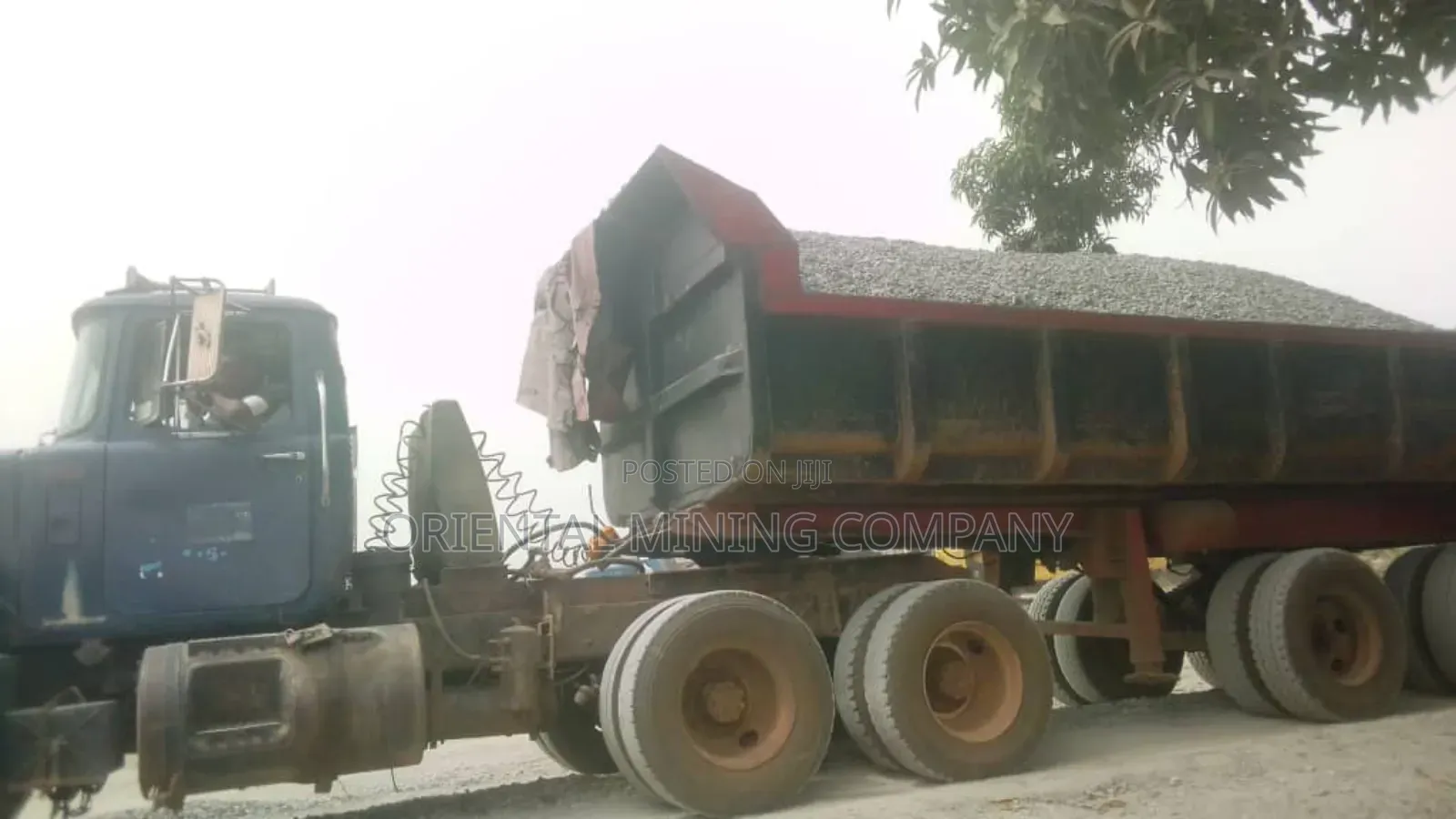 Oriental Iron Black Chippings and Granite, All Materials Are Available