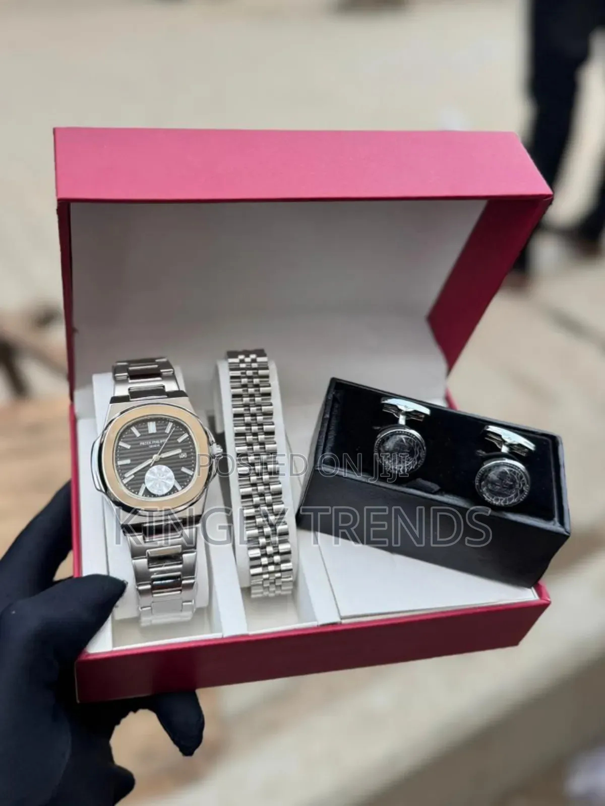 Patek Philippe Geneve Quality Chain Wristwatch