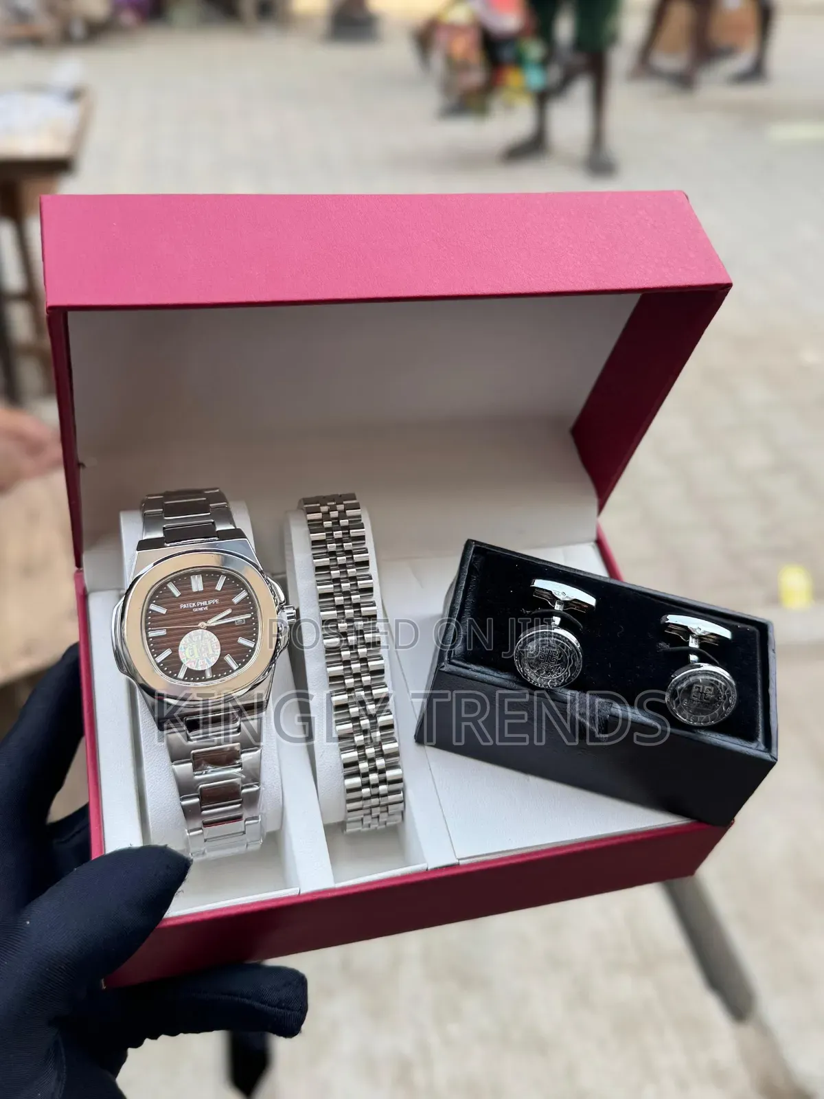 Patek Philippe Geneve Quality Chain Wristwatch