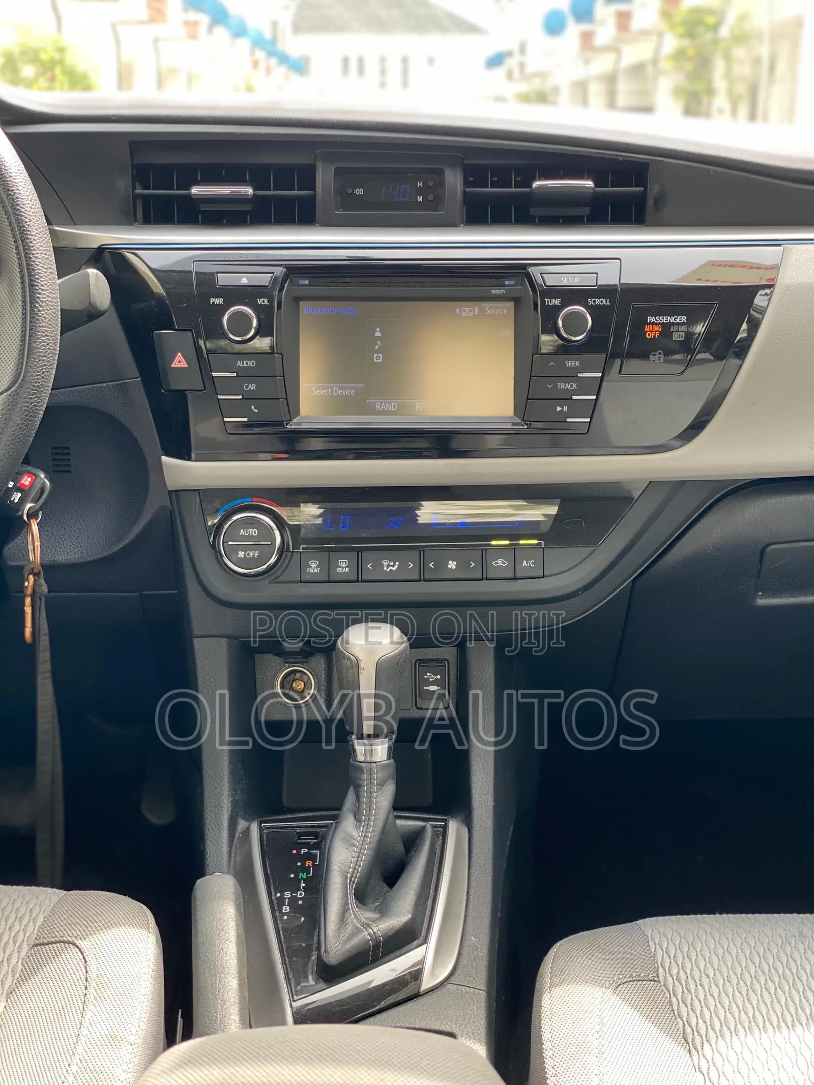 Toyota Corolla LE ECO Premium (1.8L 4cyl CVT) 2016 Gray