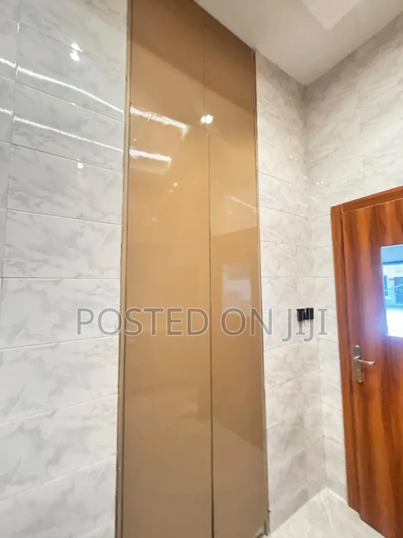 4bdrm Duplex in Orchid, Lekki Phase 2 for sale