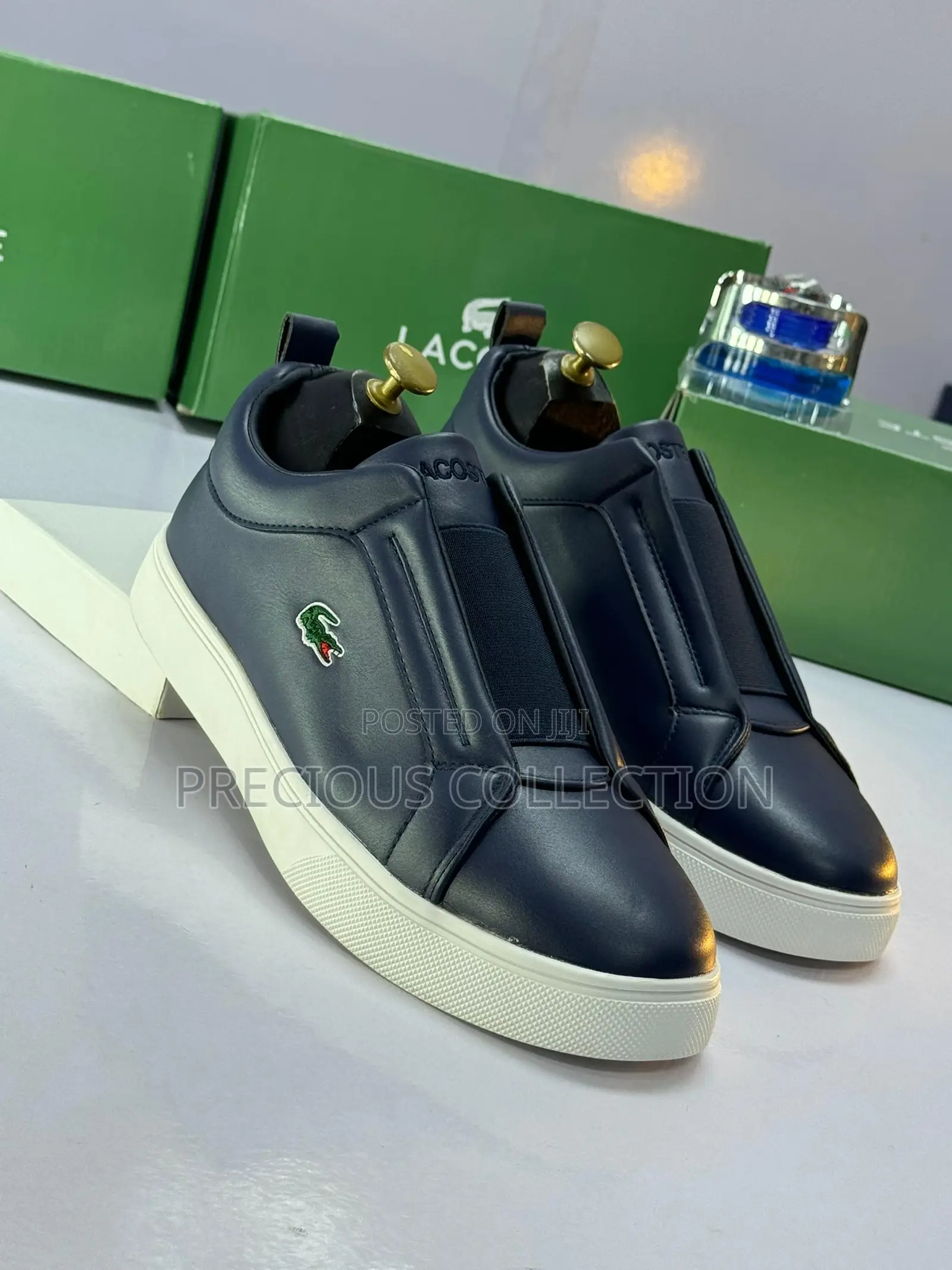 Classic Banded Single Sole Lacoste Shoe