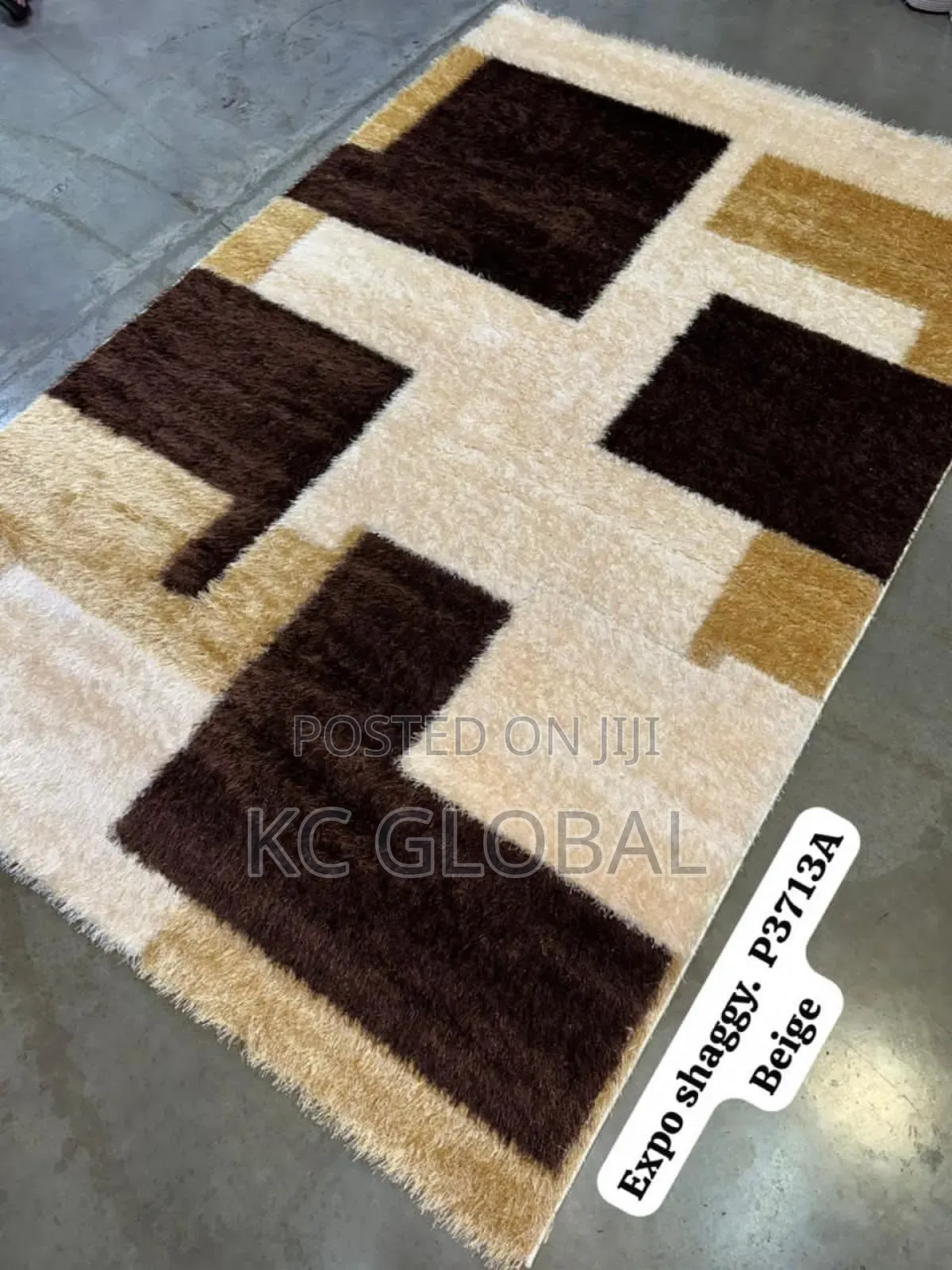 High Quality Center Rug Shaggy Available in 4/6 5/7