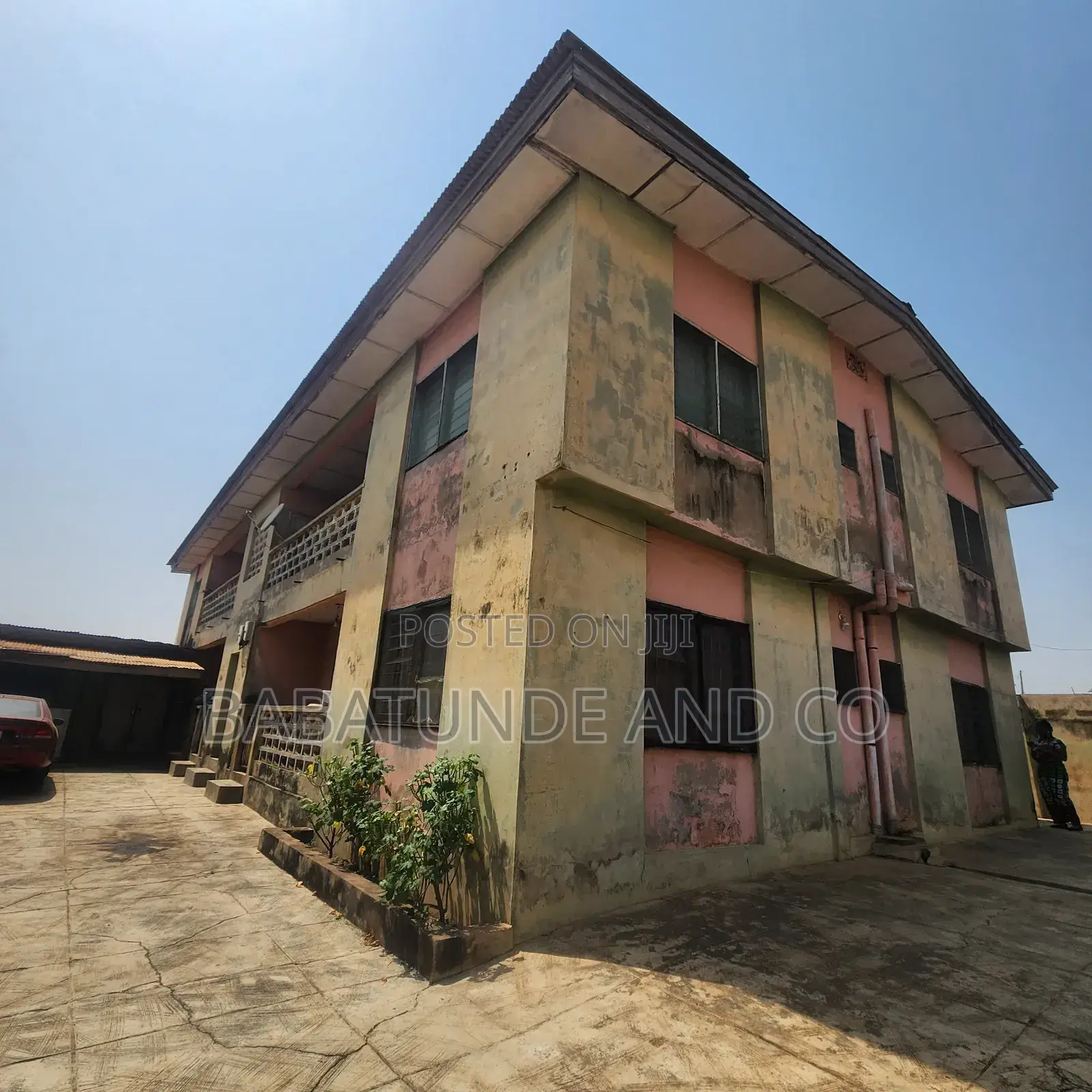 3bdrm Block of Flats in Ibadan for sale