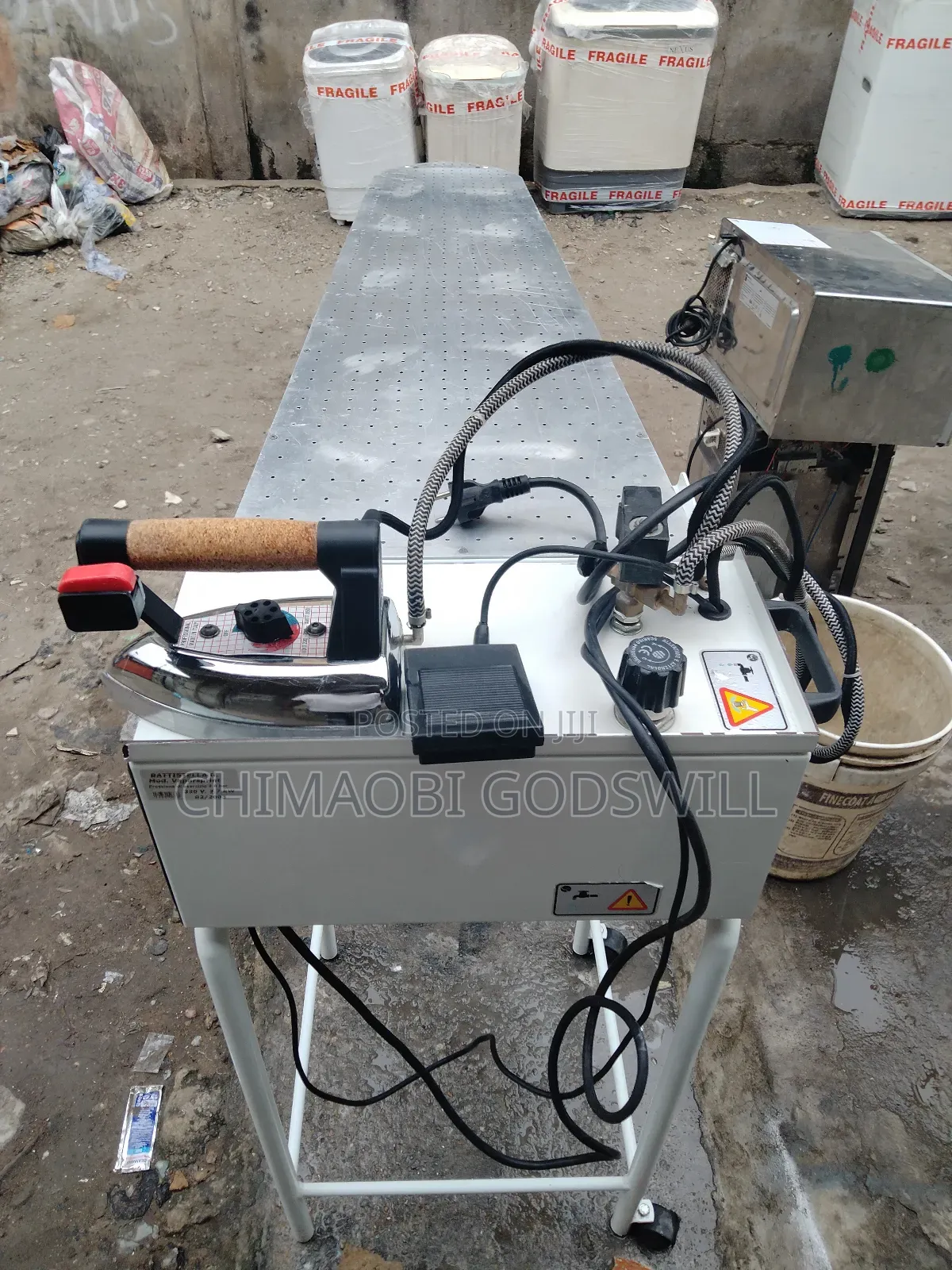 Original Single Face Ironing Table and Iron With Vacuum and Element