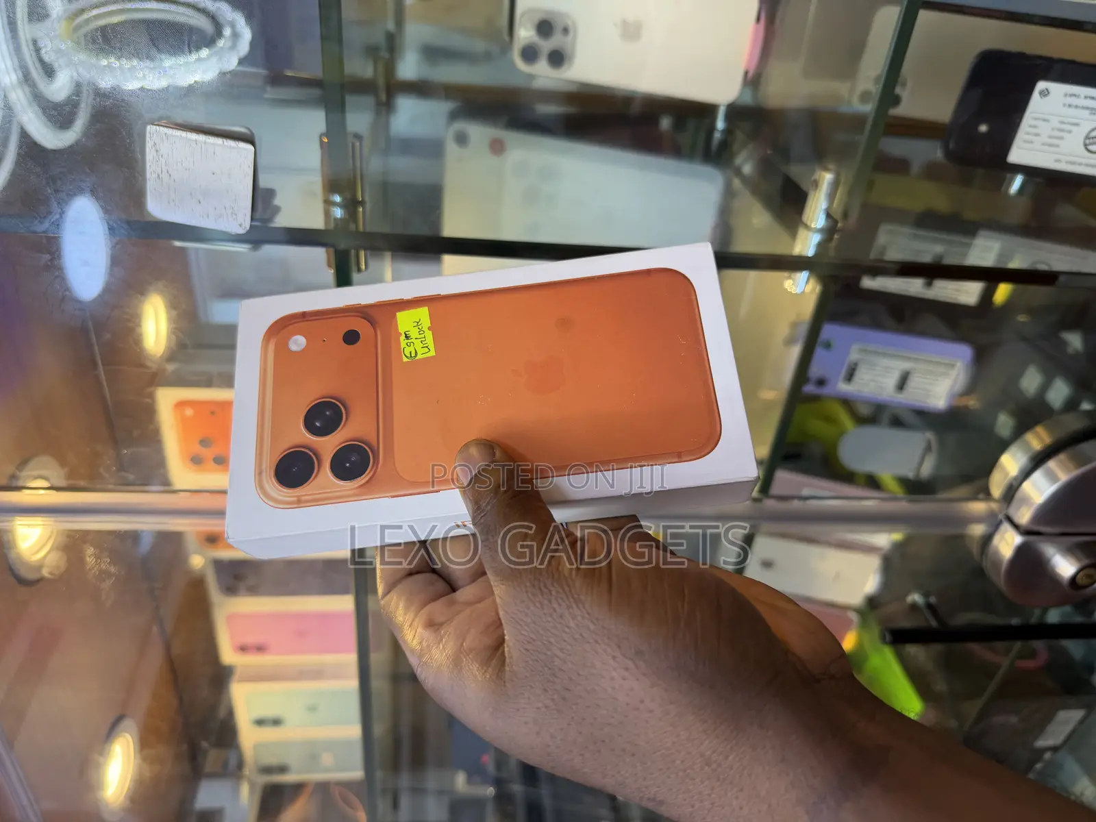 New Apple iPhone 17 Pro Max 256 GB Orange