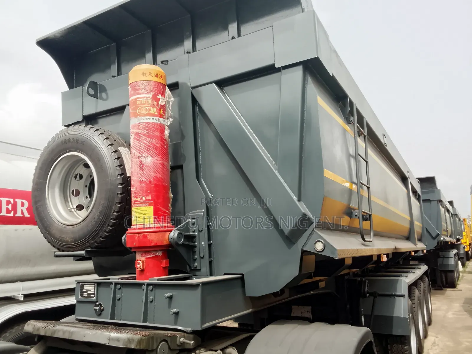 Tipping Bucket 60 Ton