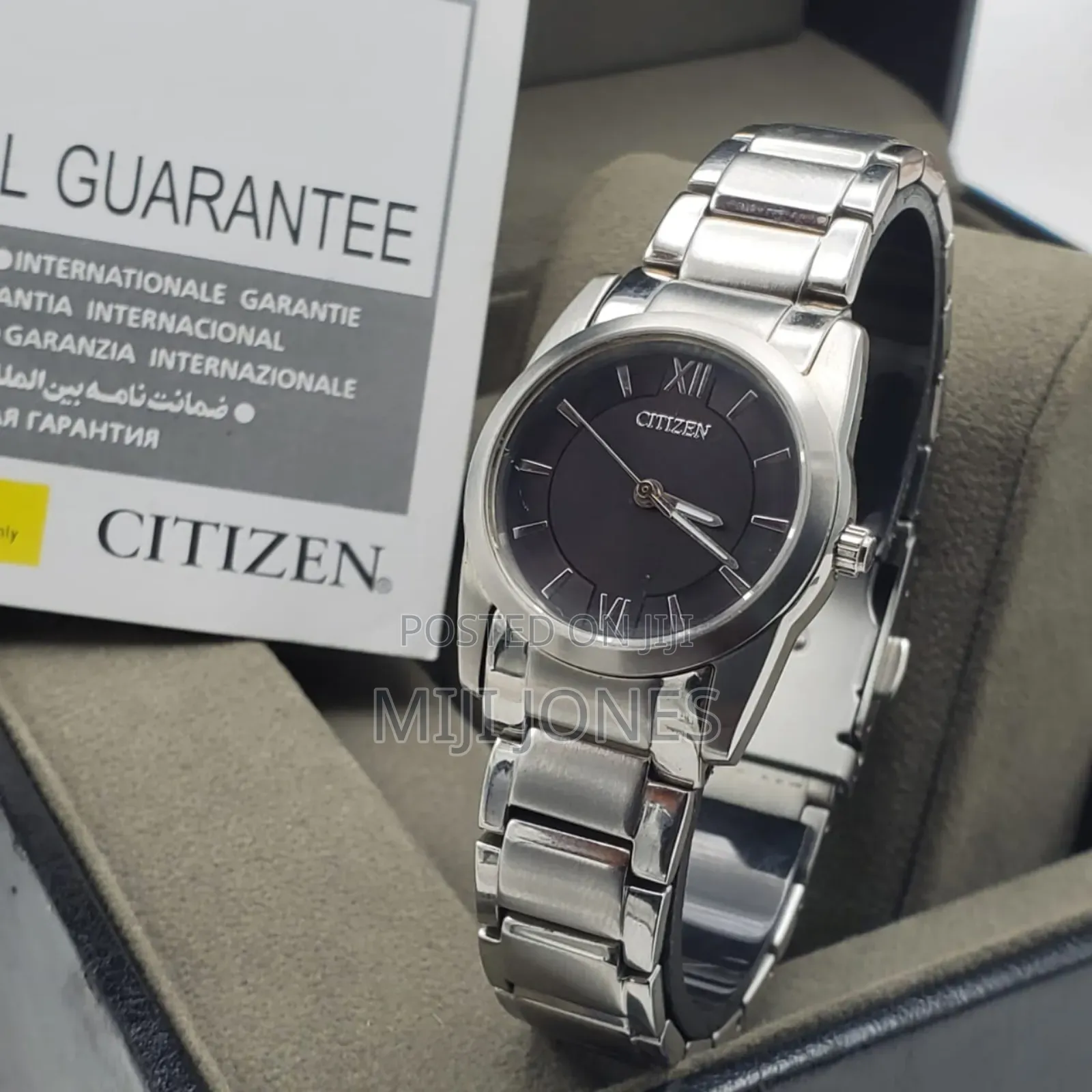 "Citizen Femme Chain Glam"