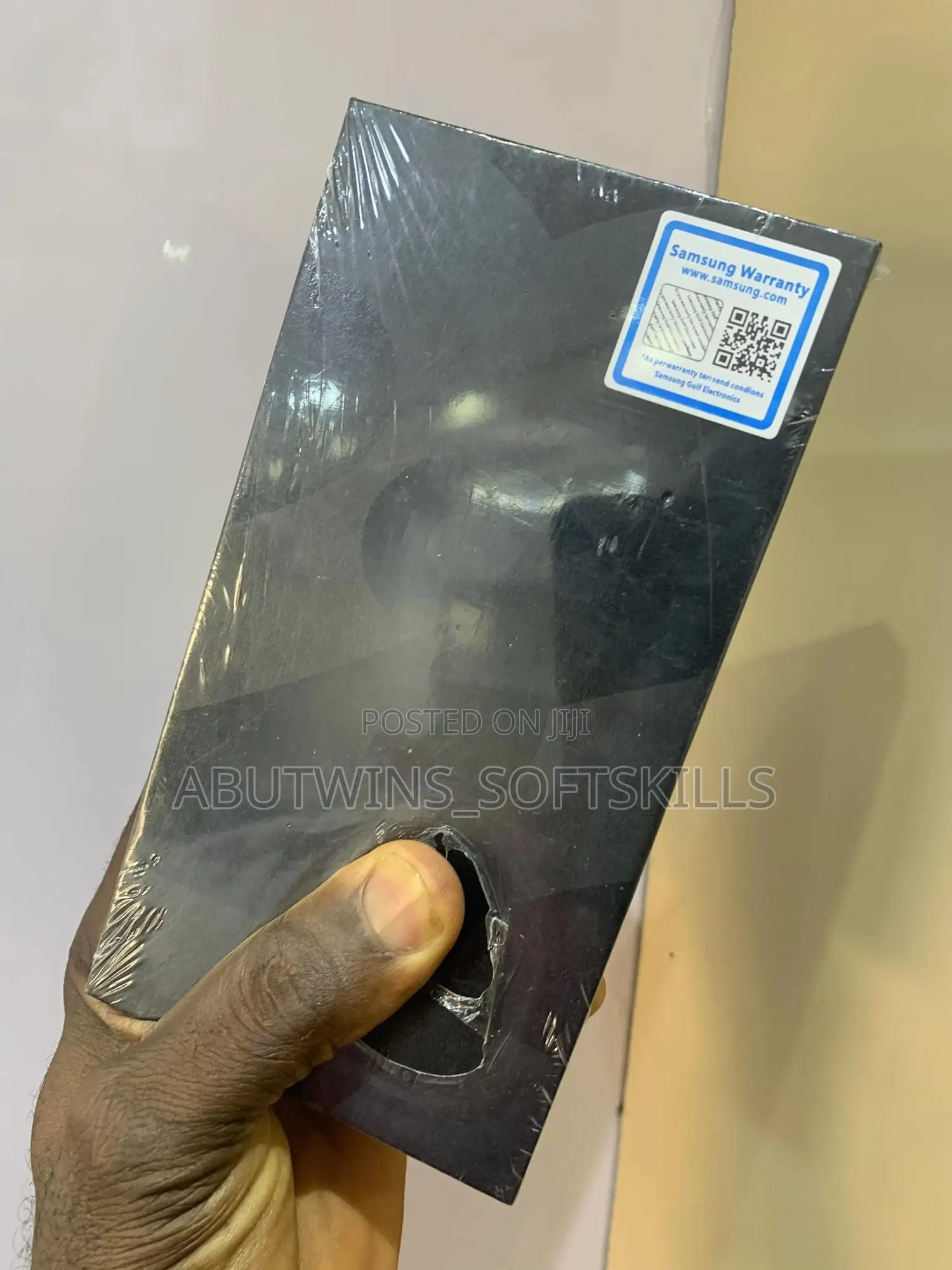 New Samsung Galaxy S22 Ultra 256 GB Green