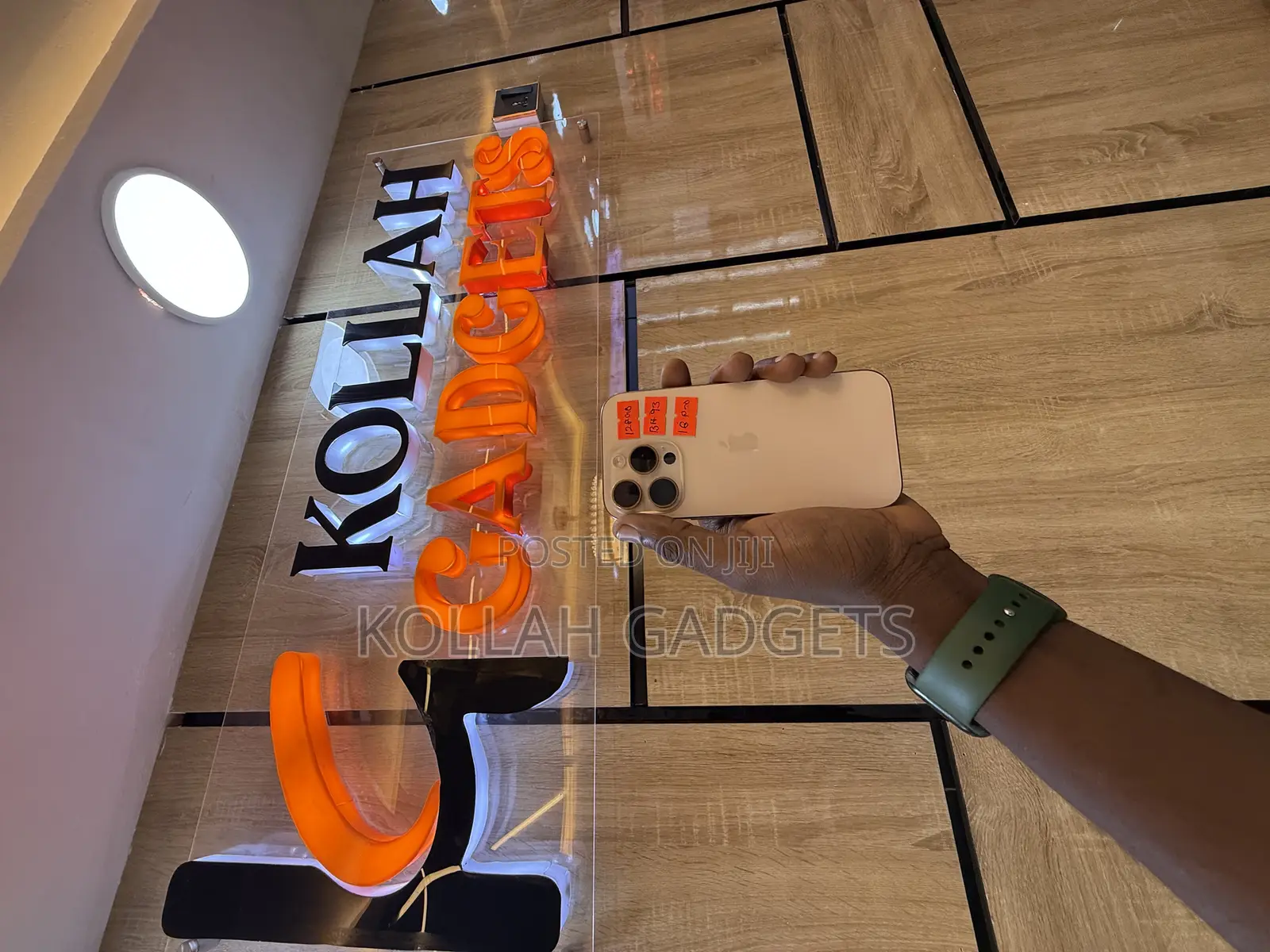 Apple iPhone 16 Pro 128 GB Gold
