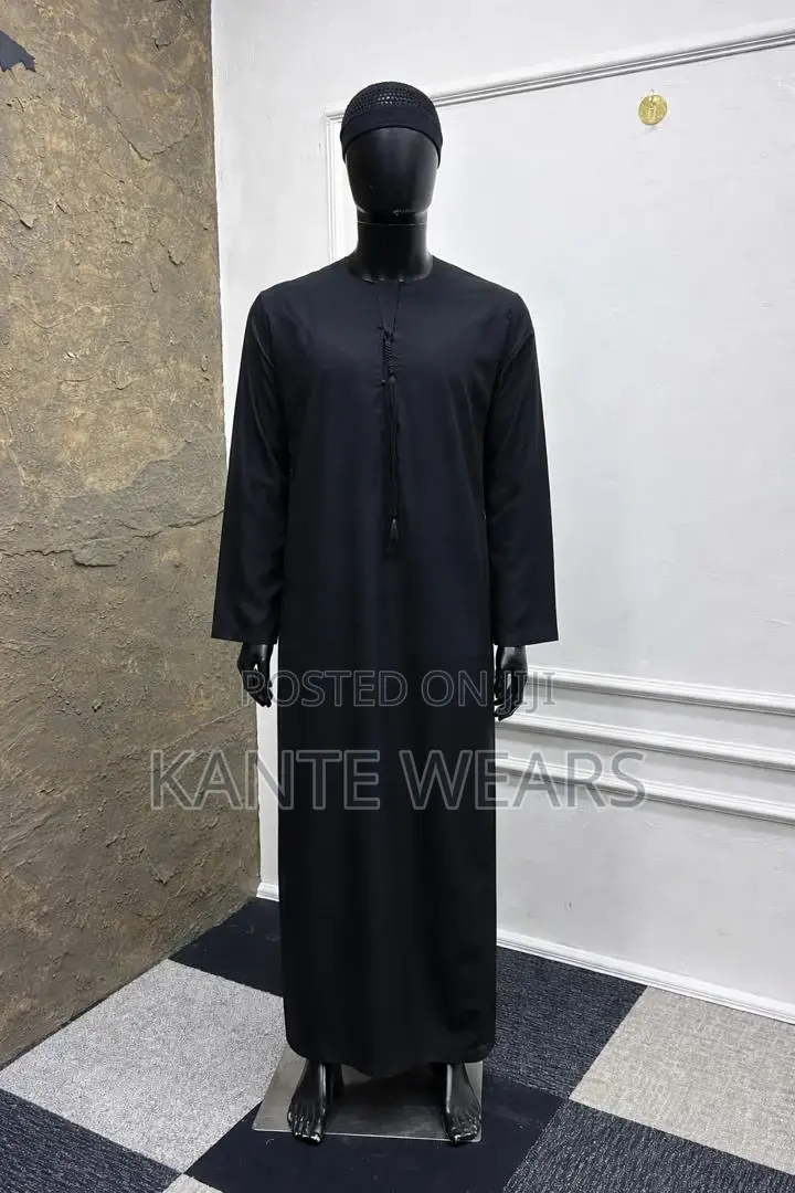 Sleek Emirate Jalabia