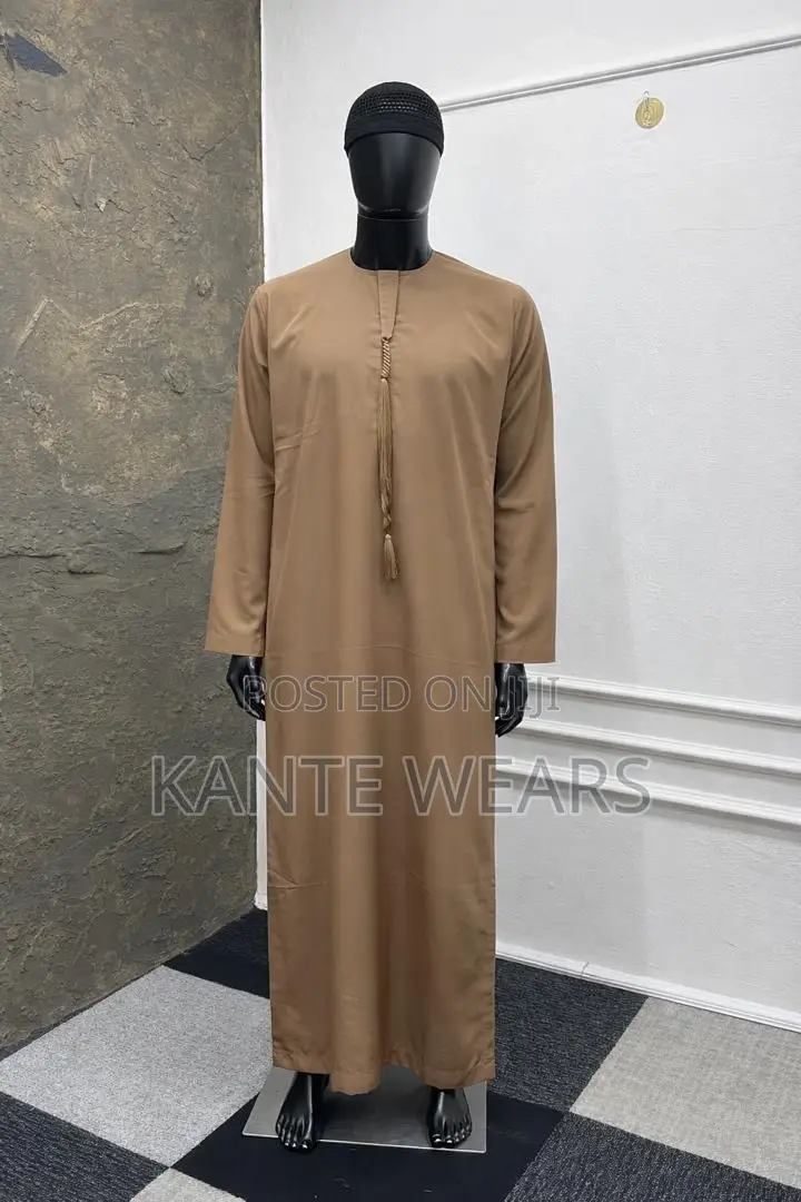 Sleek Emirate Jalabia
