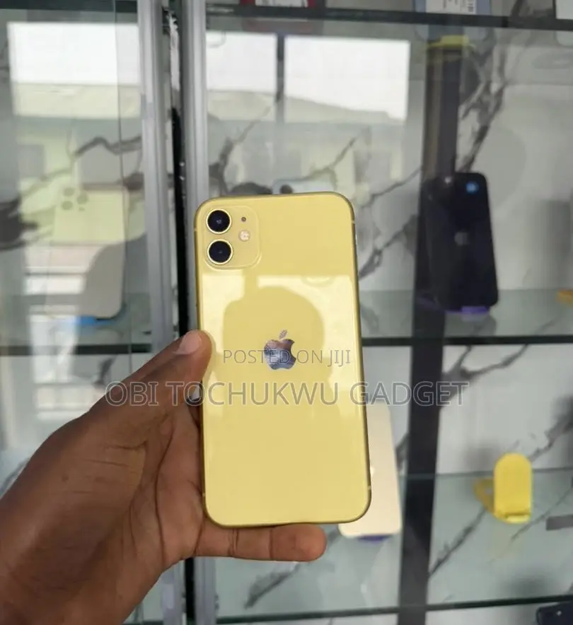 Apple iPhone 11 64 GB Yellow