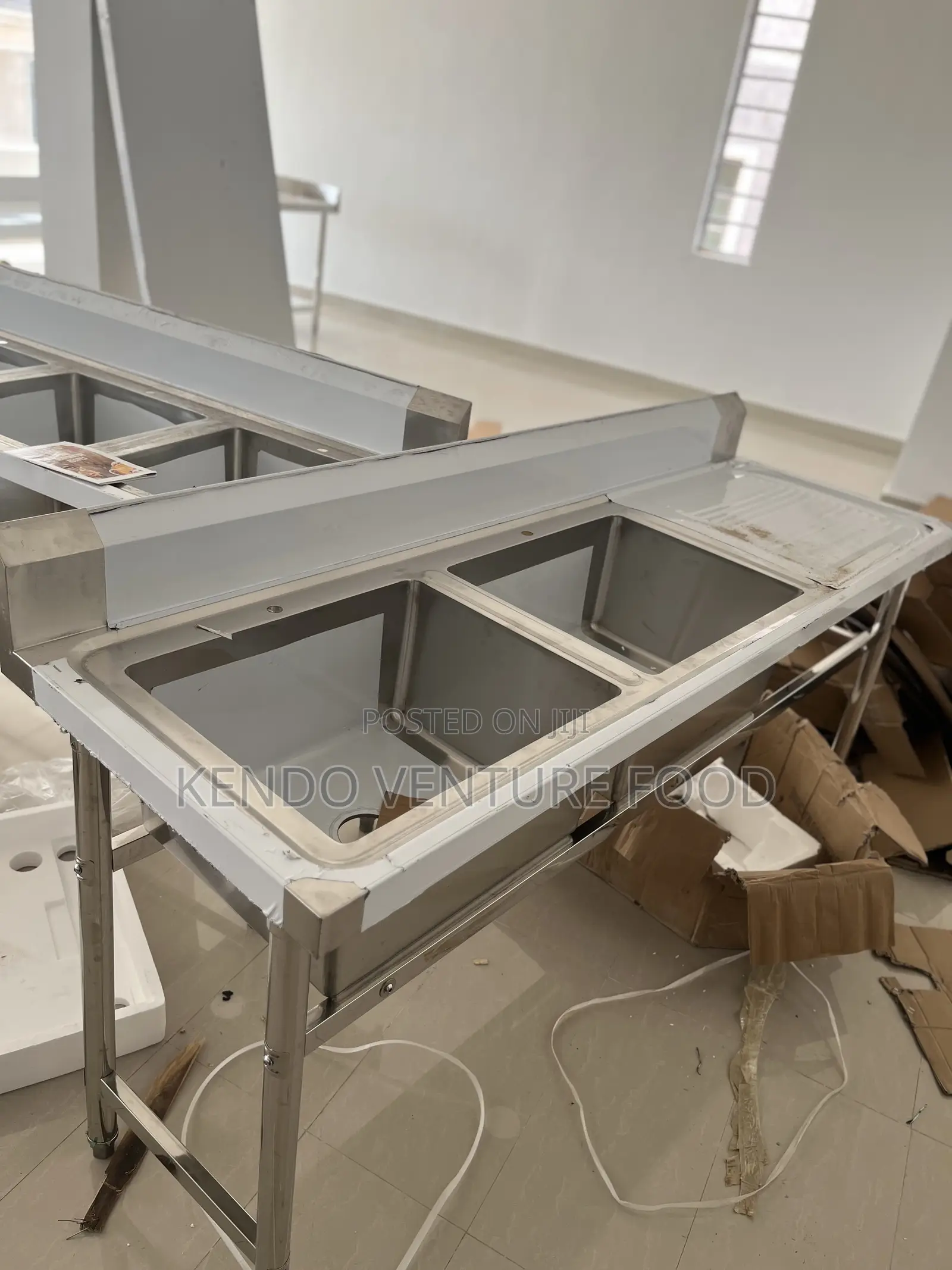 Industrial Wash Sink Double With Side