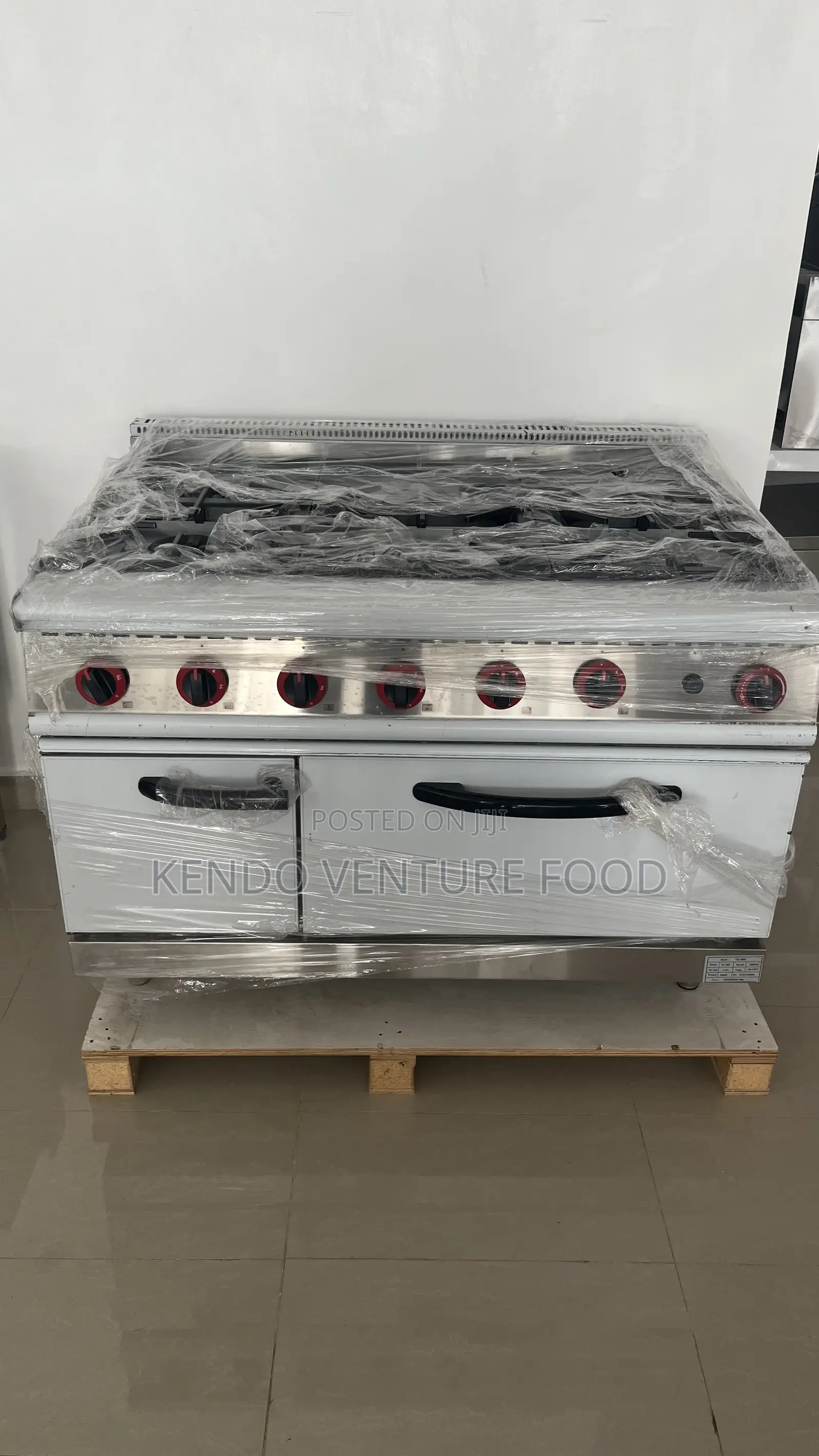 6 Burner Gas Cooker With Oven