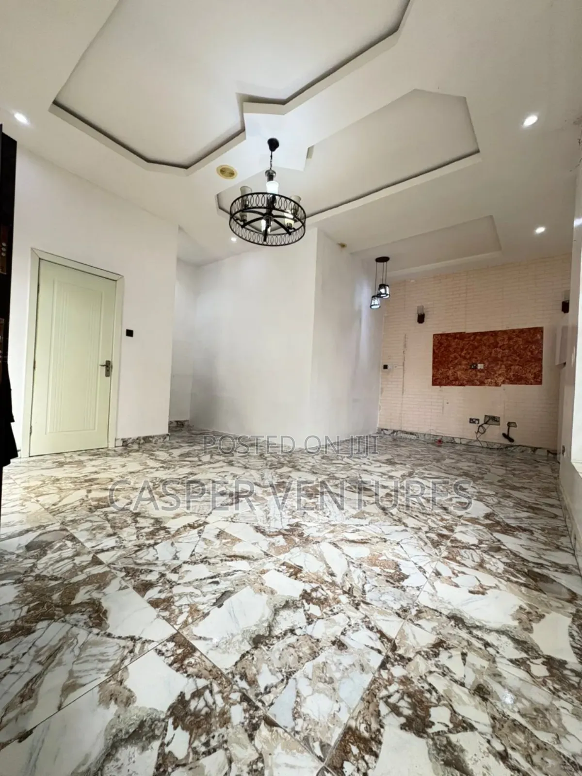 Studio Apartment in Ikota Villa for rent