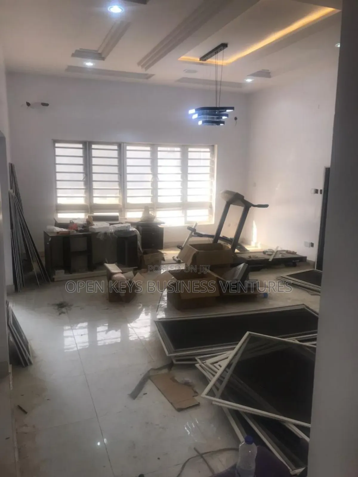 5bdrm Duplex in Iyaganku Gra, Iyanganku for sale