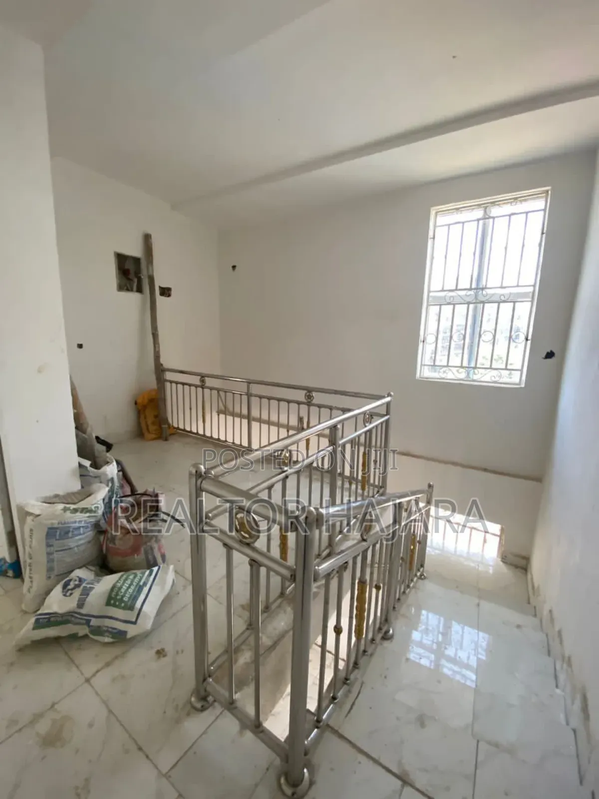 Furnished 2bdrm Duplex in Cedar Wood, Kubwa for sale