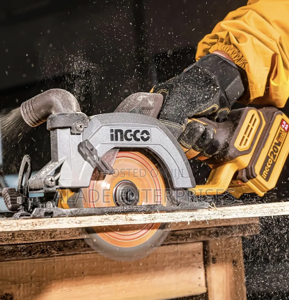 Ingco 20v Cordless Lithium-ion Circular Saw With Brushless Motor