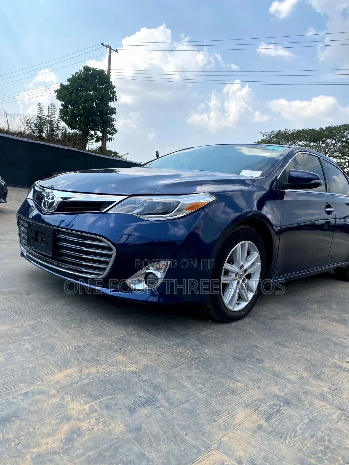 Toyota Avalon XLE Premium 4dr Sedan (3.5L 6cyl 6A) 2014 Blue