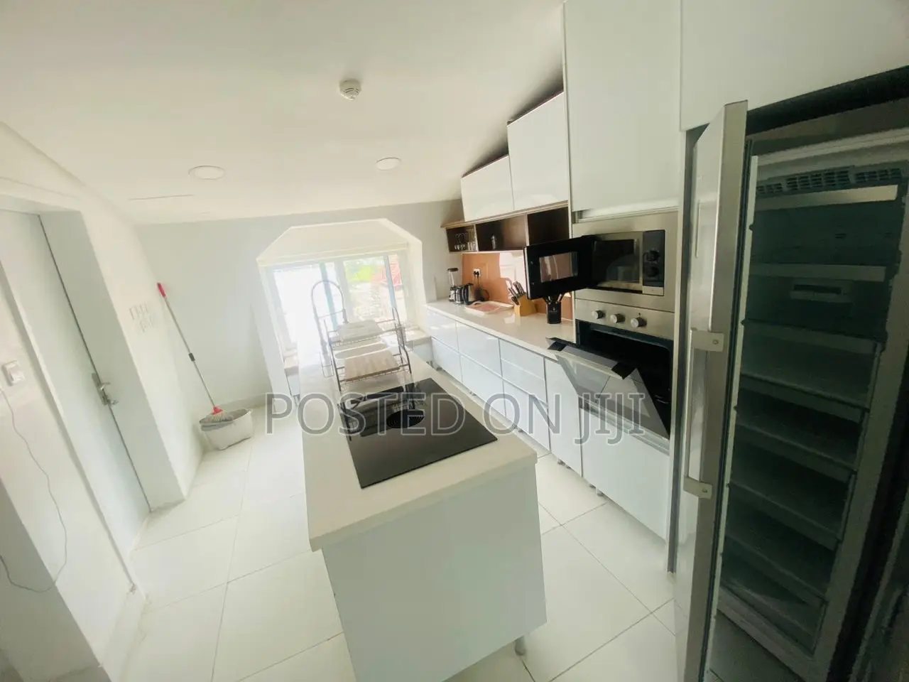 Furnished 3bdrm Apartment in Banana Island Estate for rent