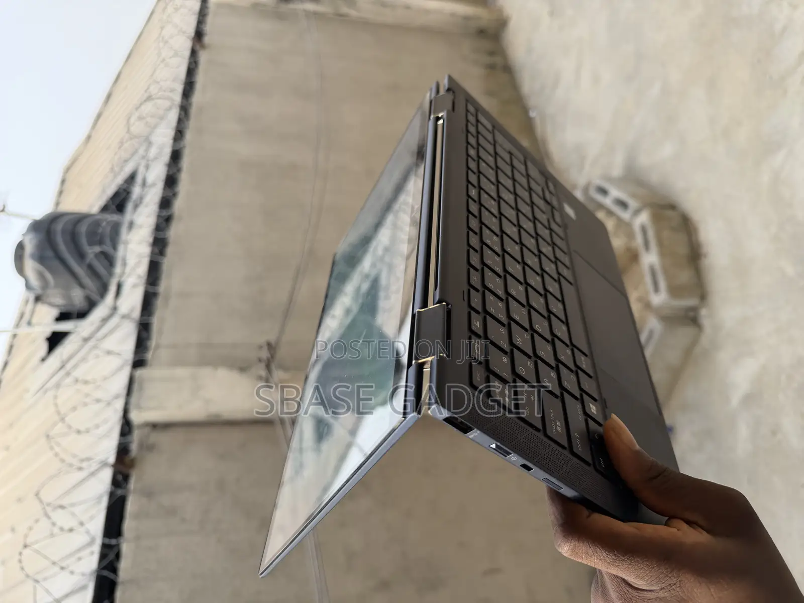 Laptop HP Dragonfly G3 8GB Intel Core i5 SSD 256GB
