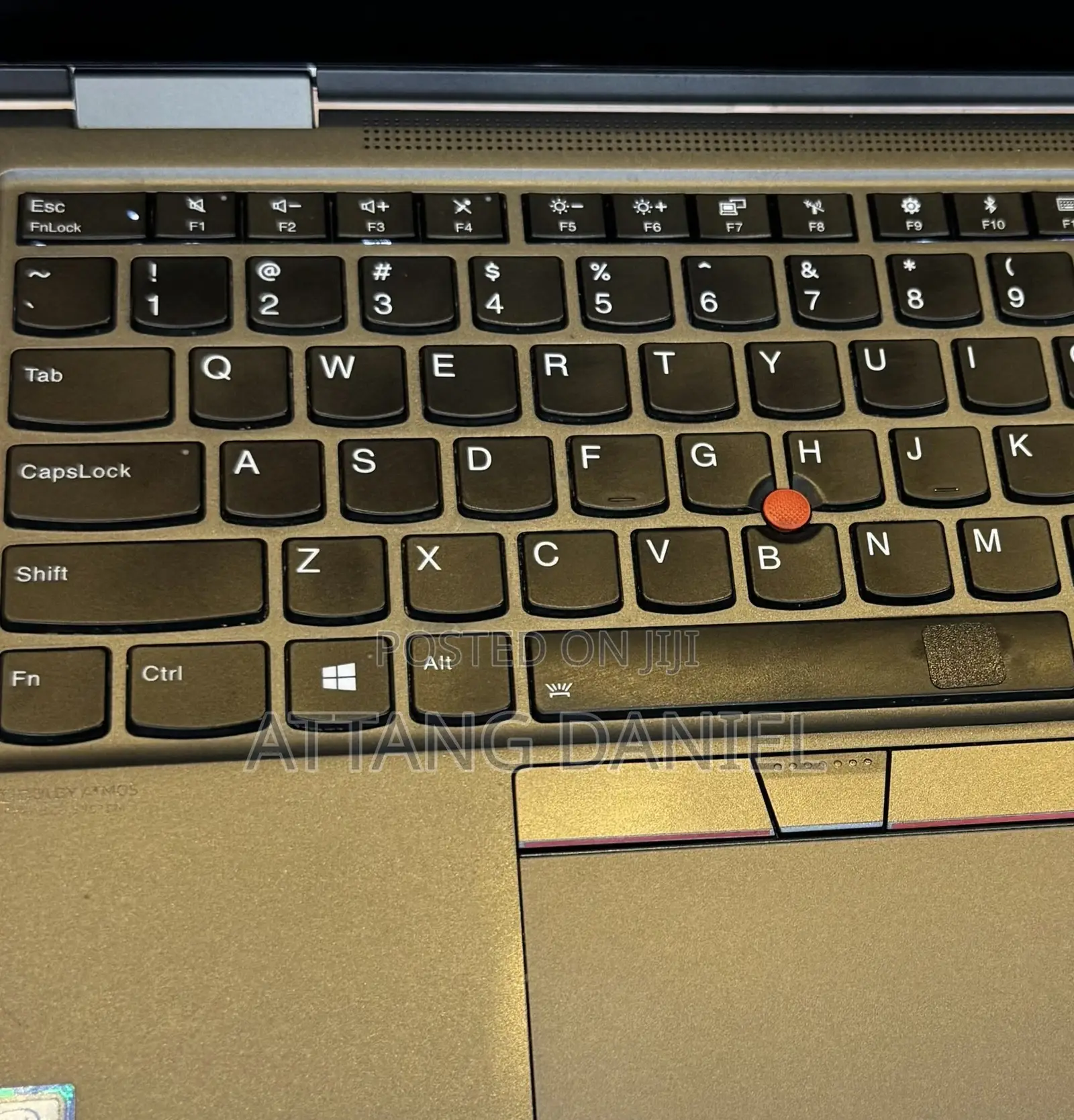 Laptop Lenovo ThinkPad X1 Yoga Gen 8 16GB Intel Core i7 SSD 256GB