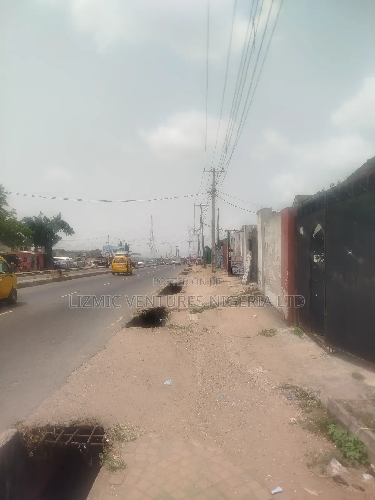 3bdrm Block of Flats in Council, Isheri / Egbe Idimu for sale