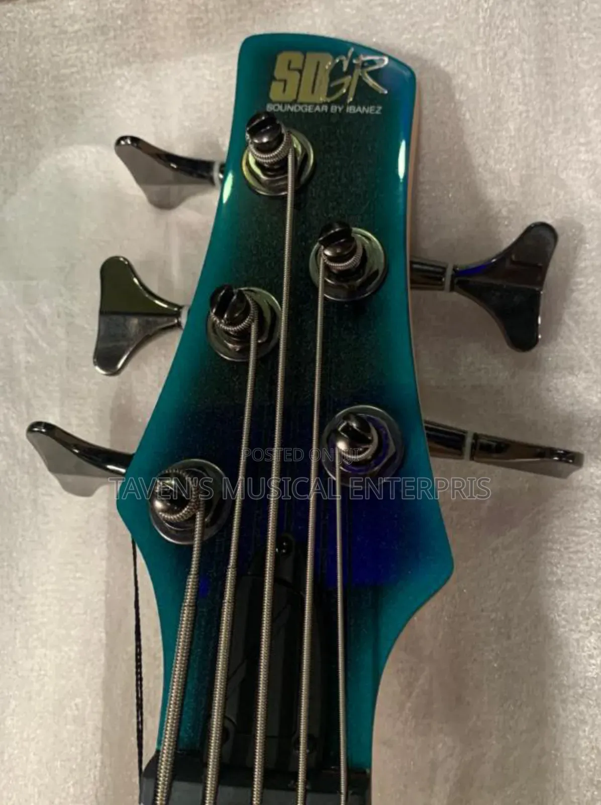 Ibanez Soundgear Active Guitar