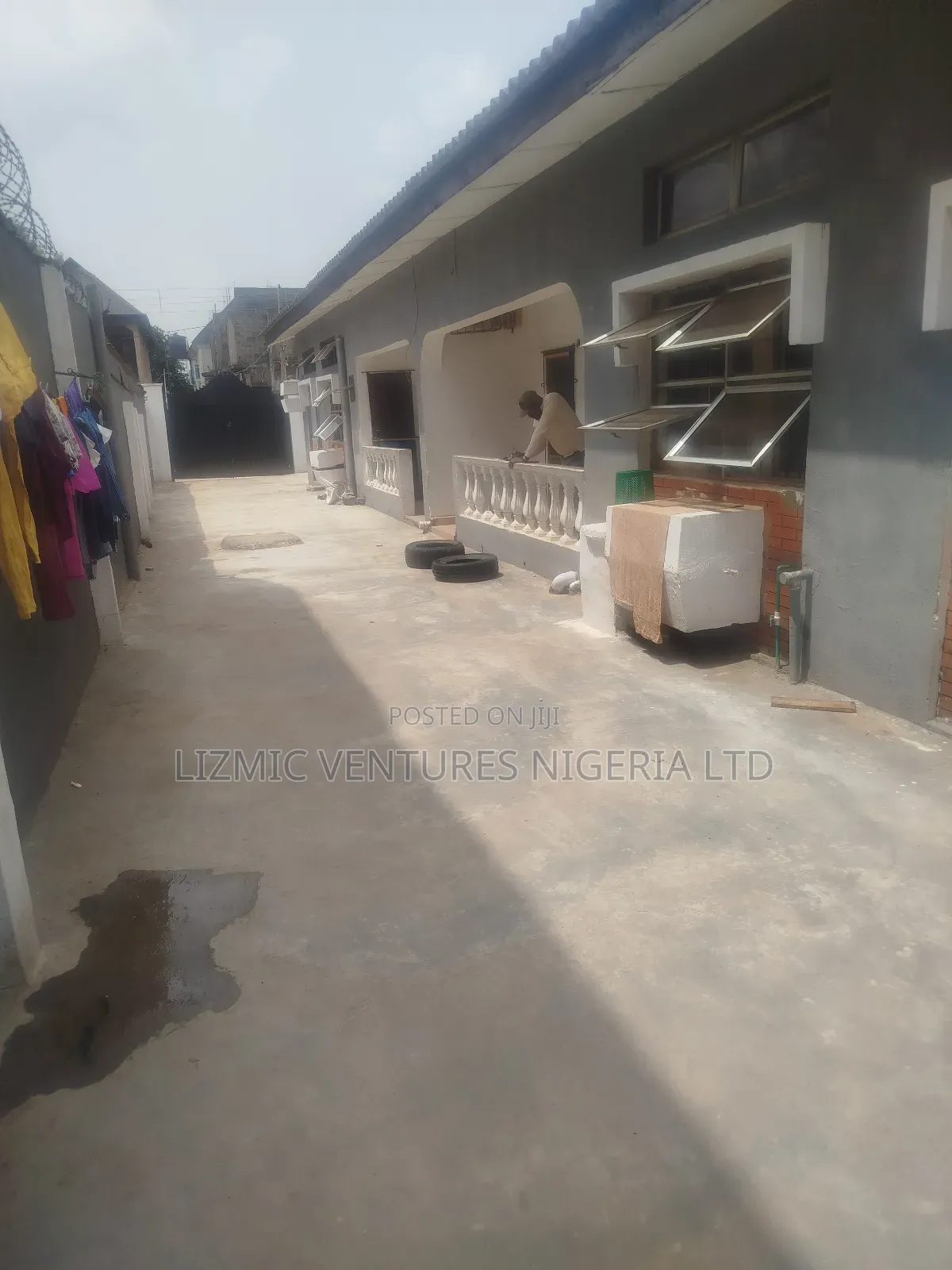 4bdrm Bungalow in Ikotun, Governors Road for sale