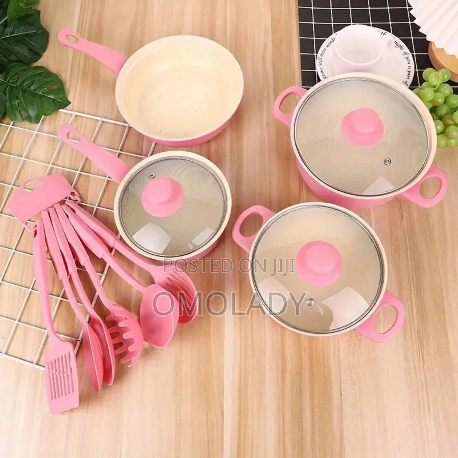 13 Pieces Cookware Set