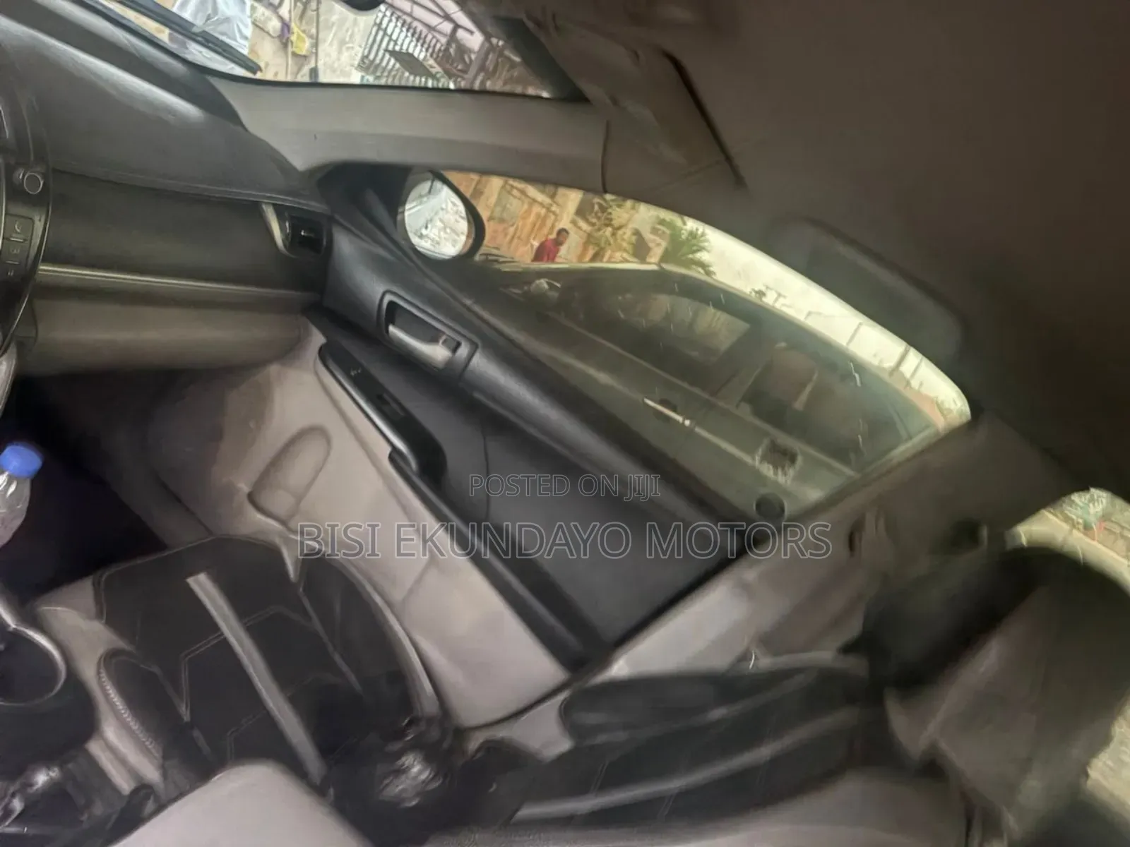Toyota Camry LE 4dr Sedan (2.5L 4cyl 6A) 2014 Silver