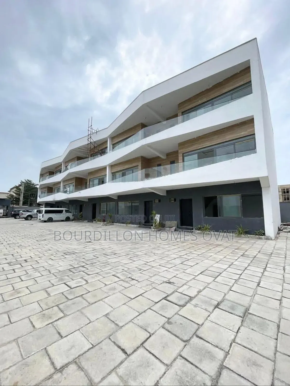 4bdrm Duplex in Ikate Lekki Lagos for sale
