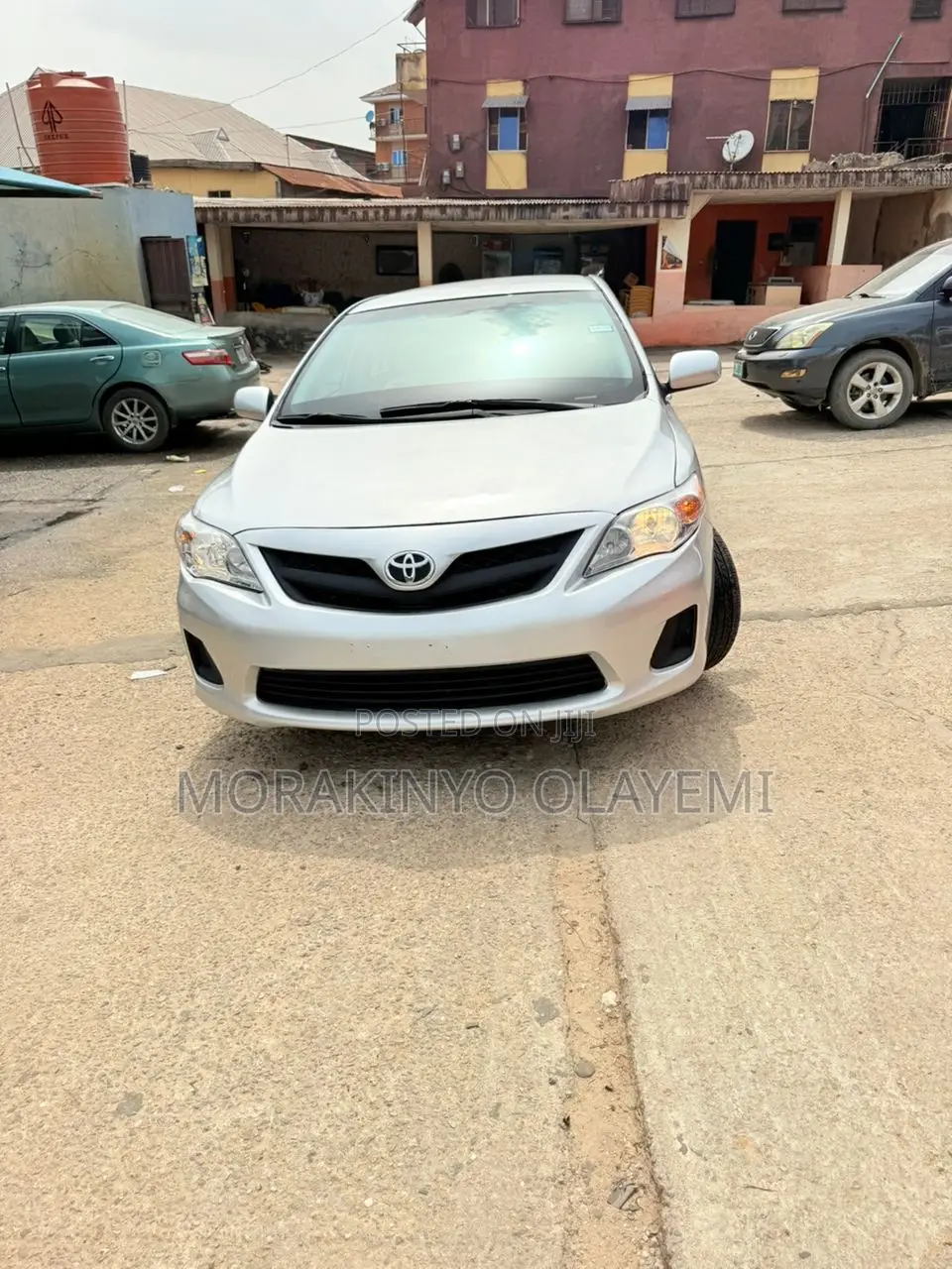 Toyota Corolla LE 4dr Sedan (1.8L 4cyl 4A) 2012 Silver