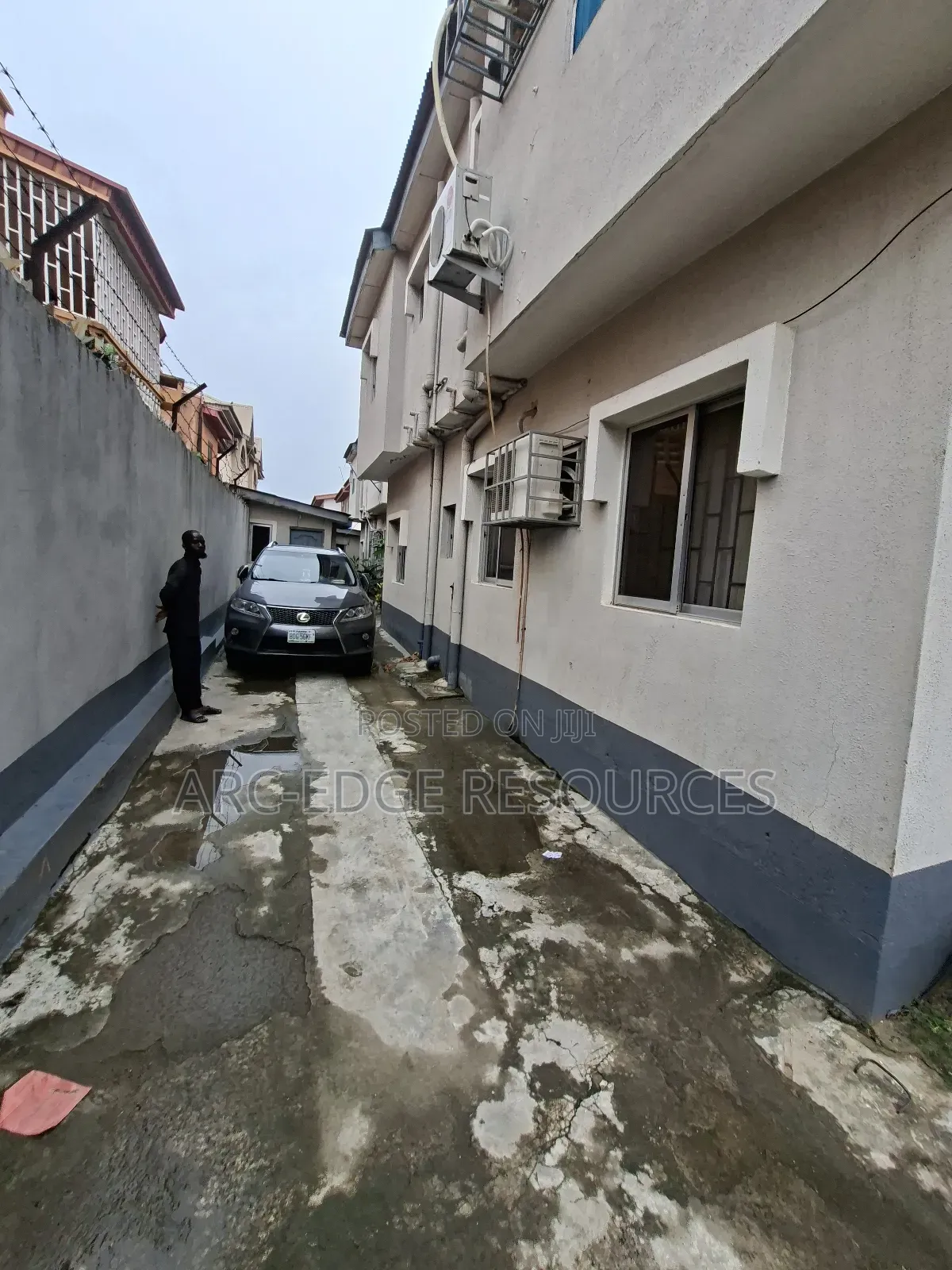3bdrm Duplex in Ago Palace for sale