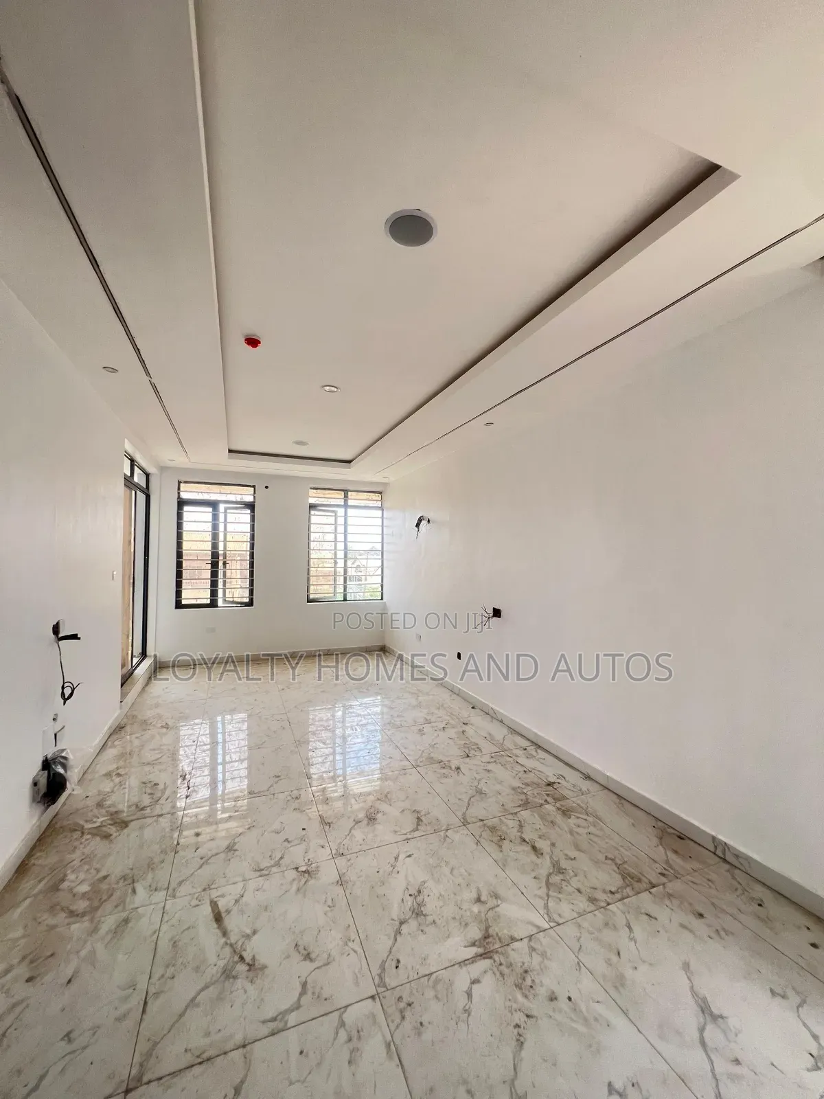 4bdrm Duplex in Ogudu GRA for sale