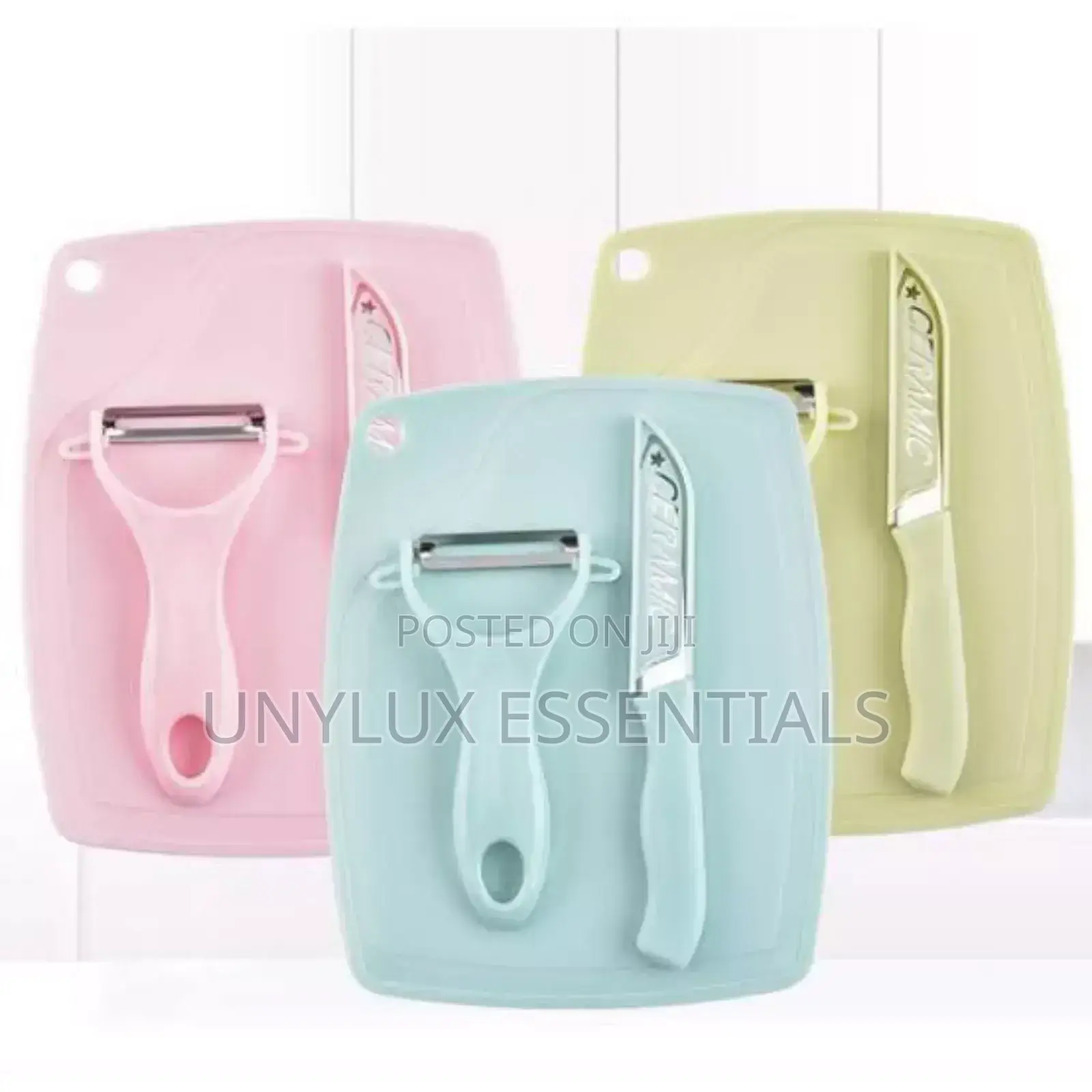 3in1 Cutting Board With Knife Peeler
