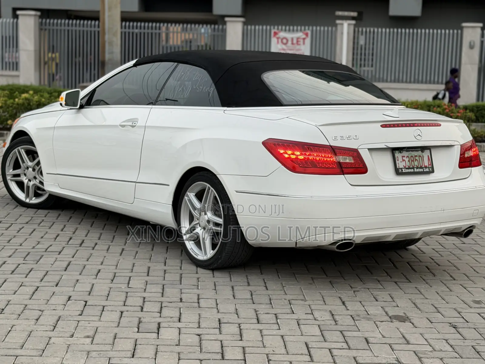 Mercedes-Benz E350 Base 2dr Cabriolet (3.5L 6cyl 7A) 2013 White