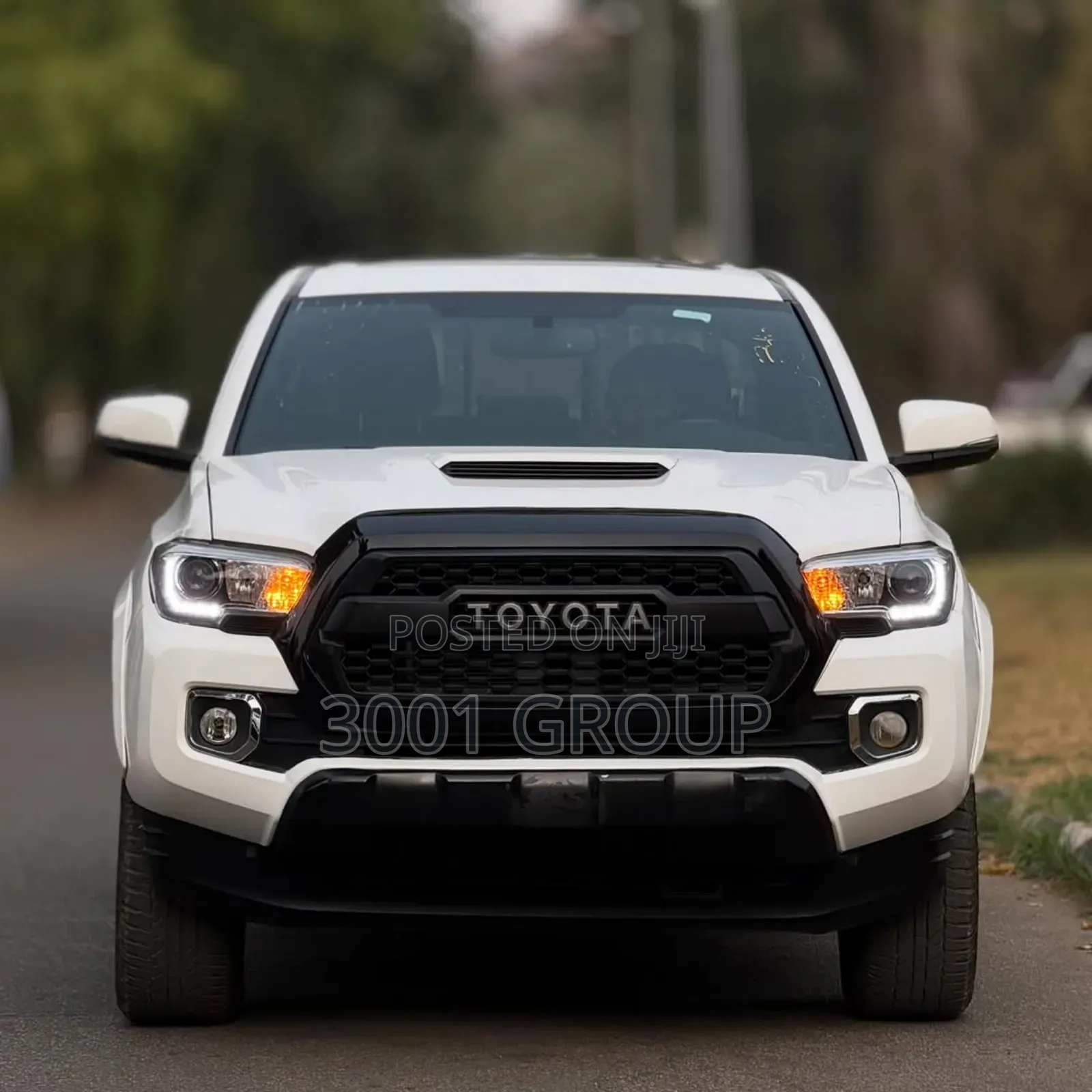 Toyota Tacoma 2018 White