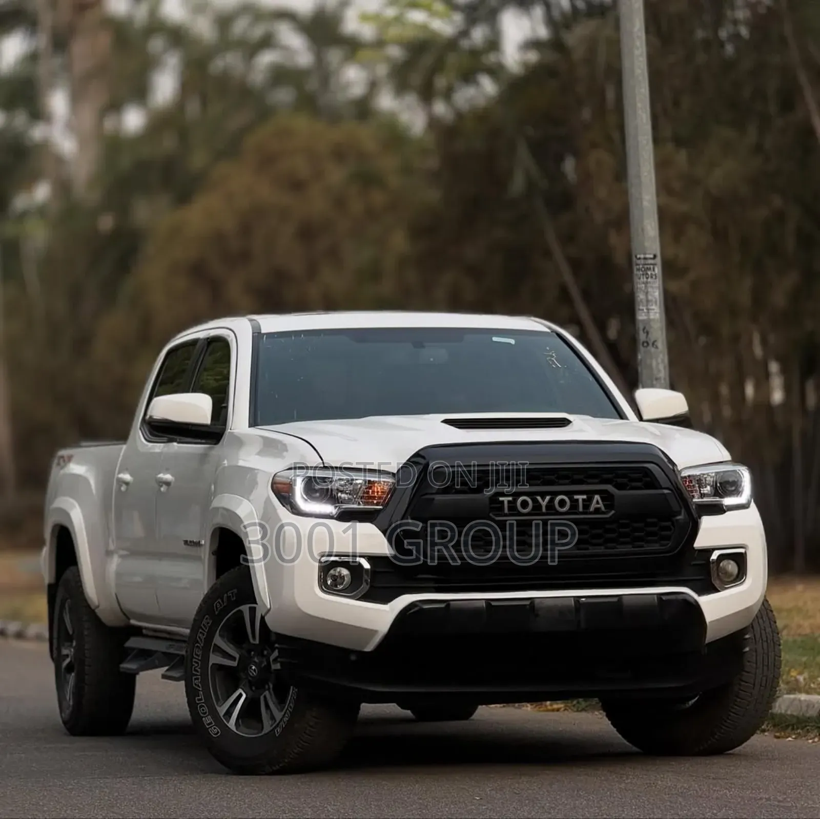 Toyota Tacoma 2018 White