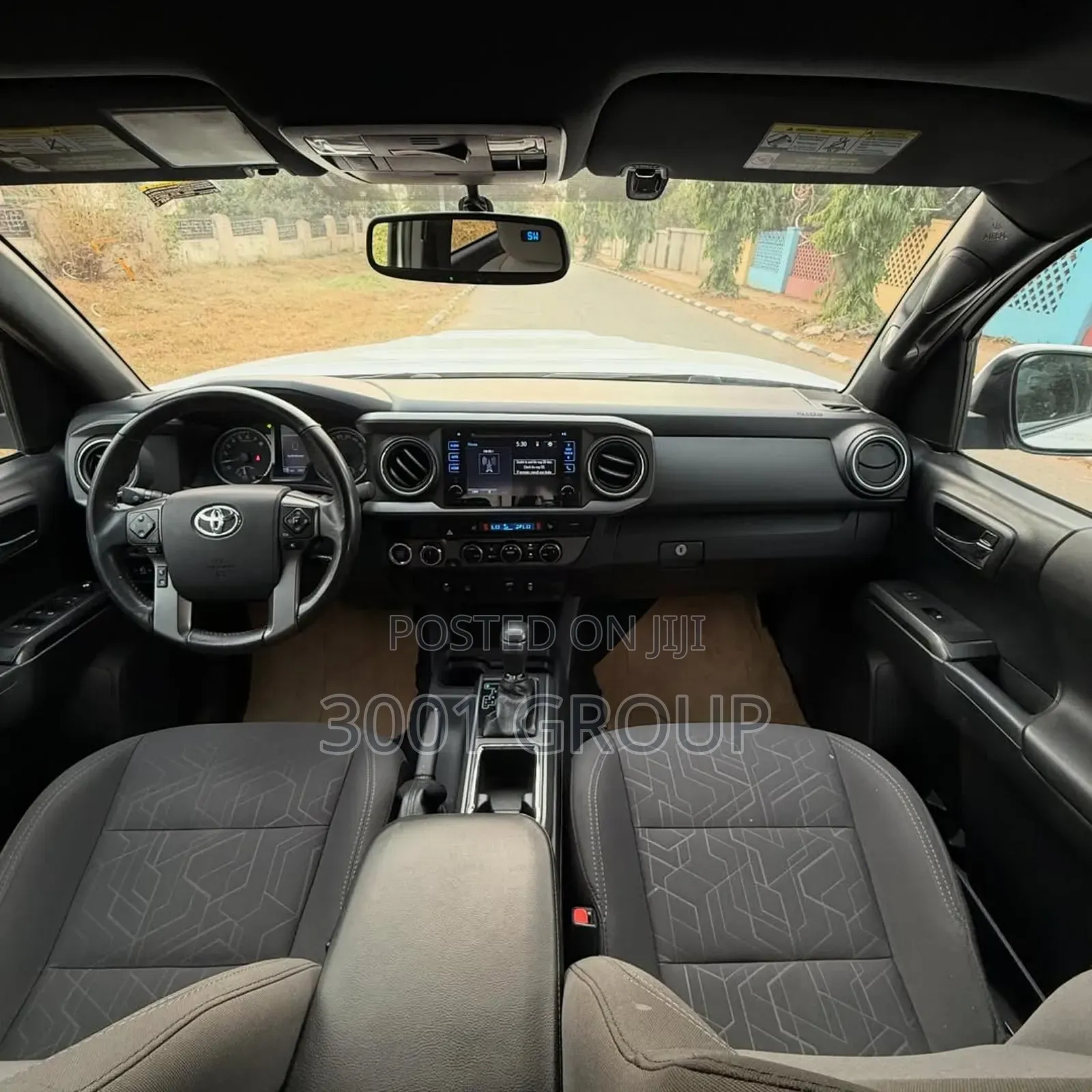 Toyota Tacoma 2018 White