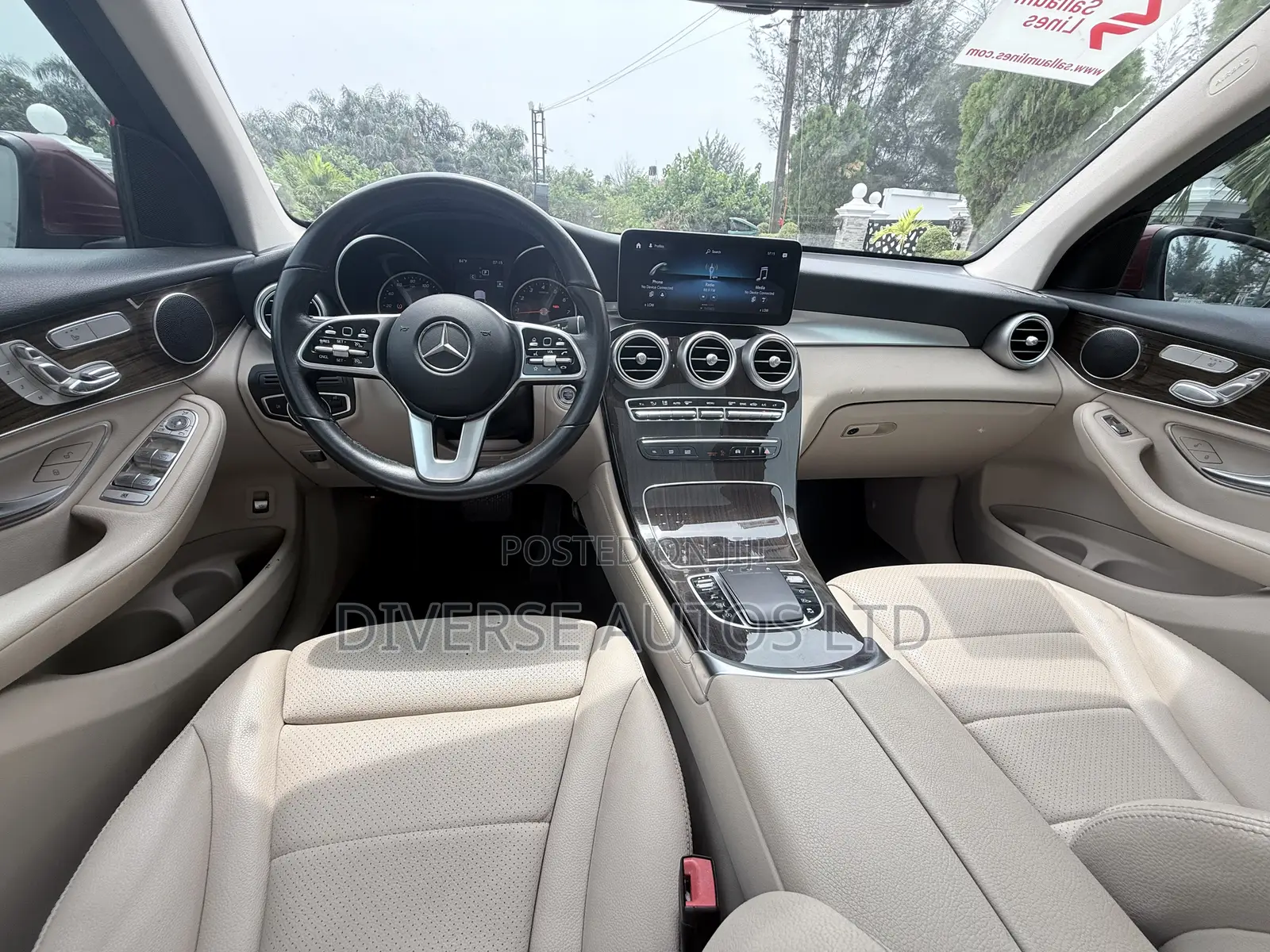 Mercedes-Benz GLC-Class 2021 Red