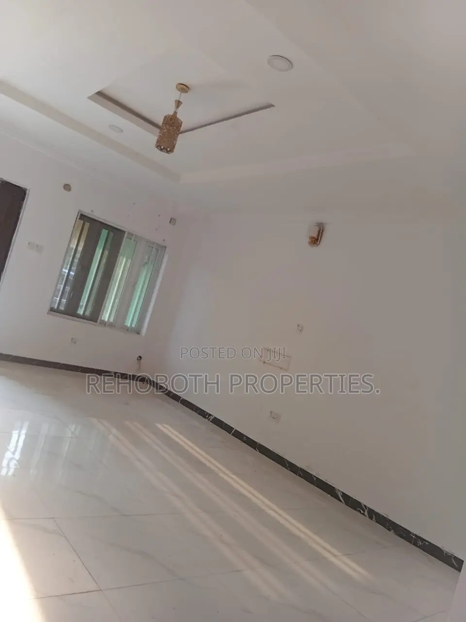 3bdrm Apartment in Harmony Estate Elebu, Akala Express for rent