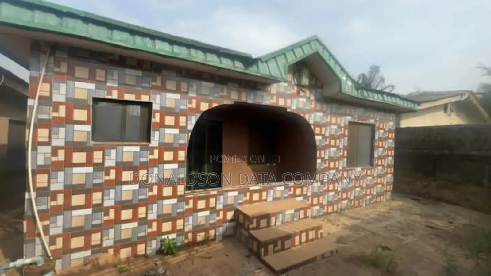 4bdrm Duplex in Dideolu Estate, Ogba GRA for sale