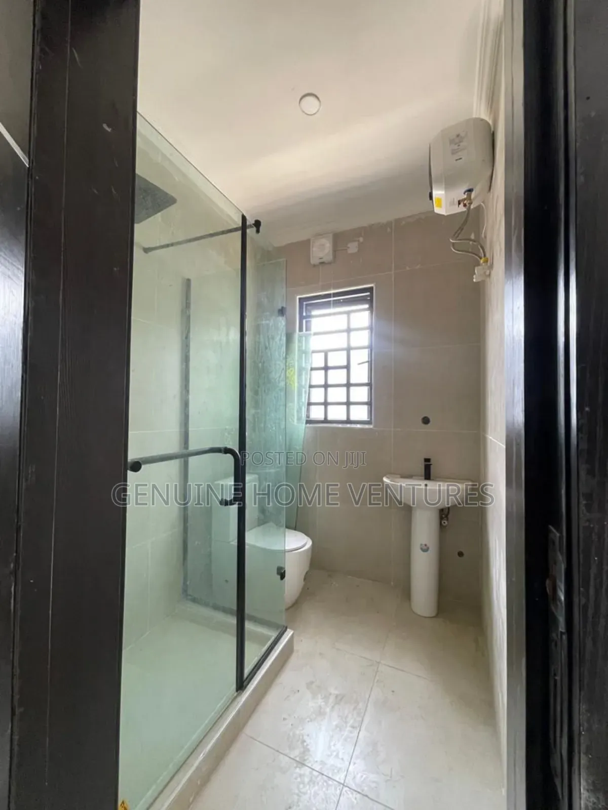 4bdrm Apartment in Lekki Phase One for sale
