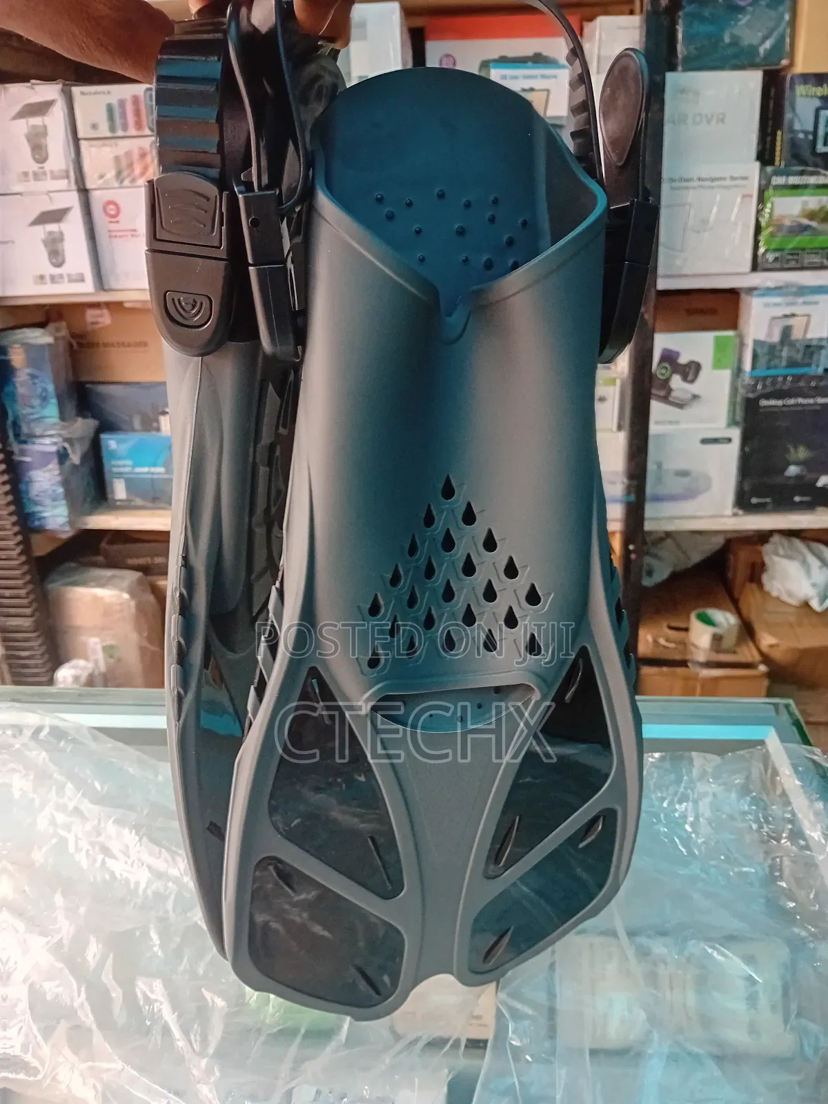 Adjustable Snorkel Fins for Adults - Travel Size With Mesh Bag
