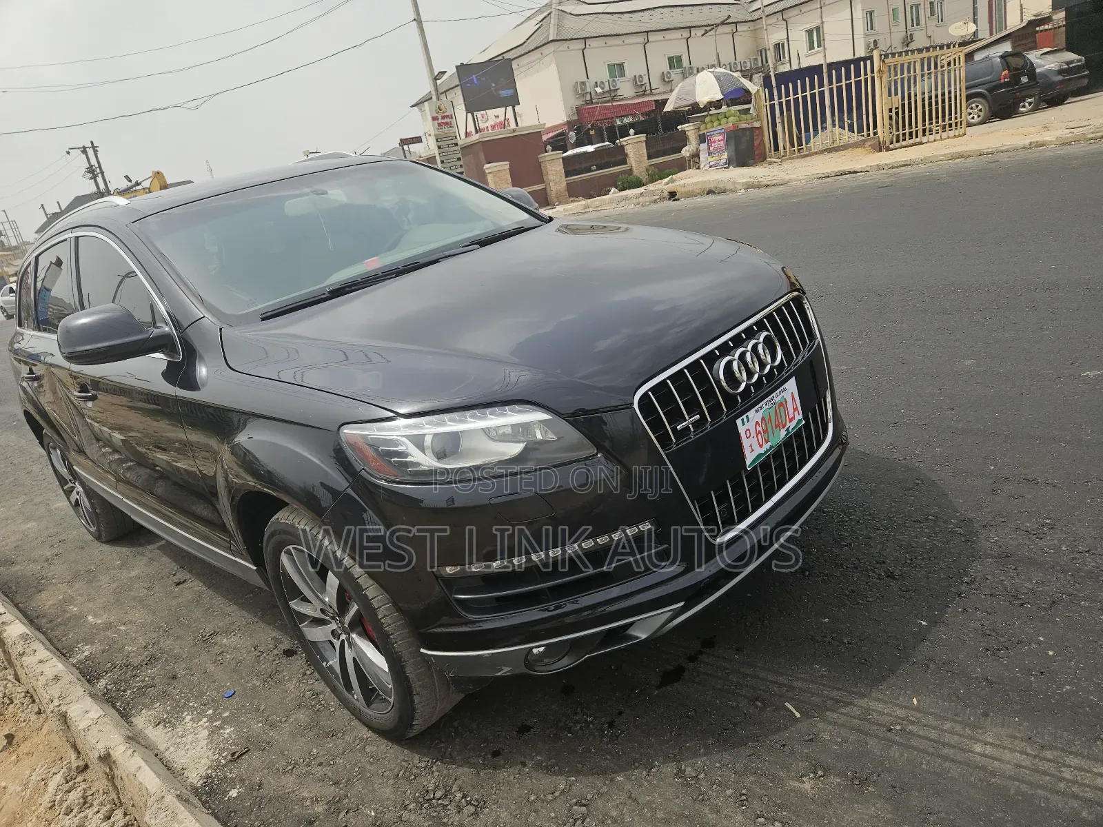 Audi Q7 3.0T Premium AWD quattro 2013 Gray