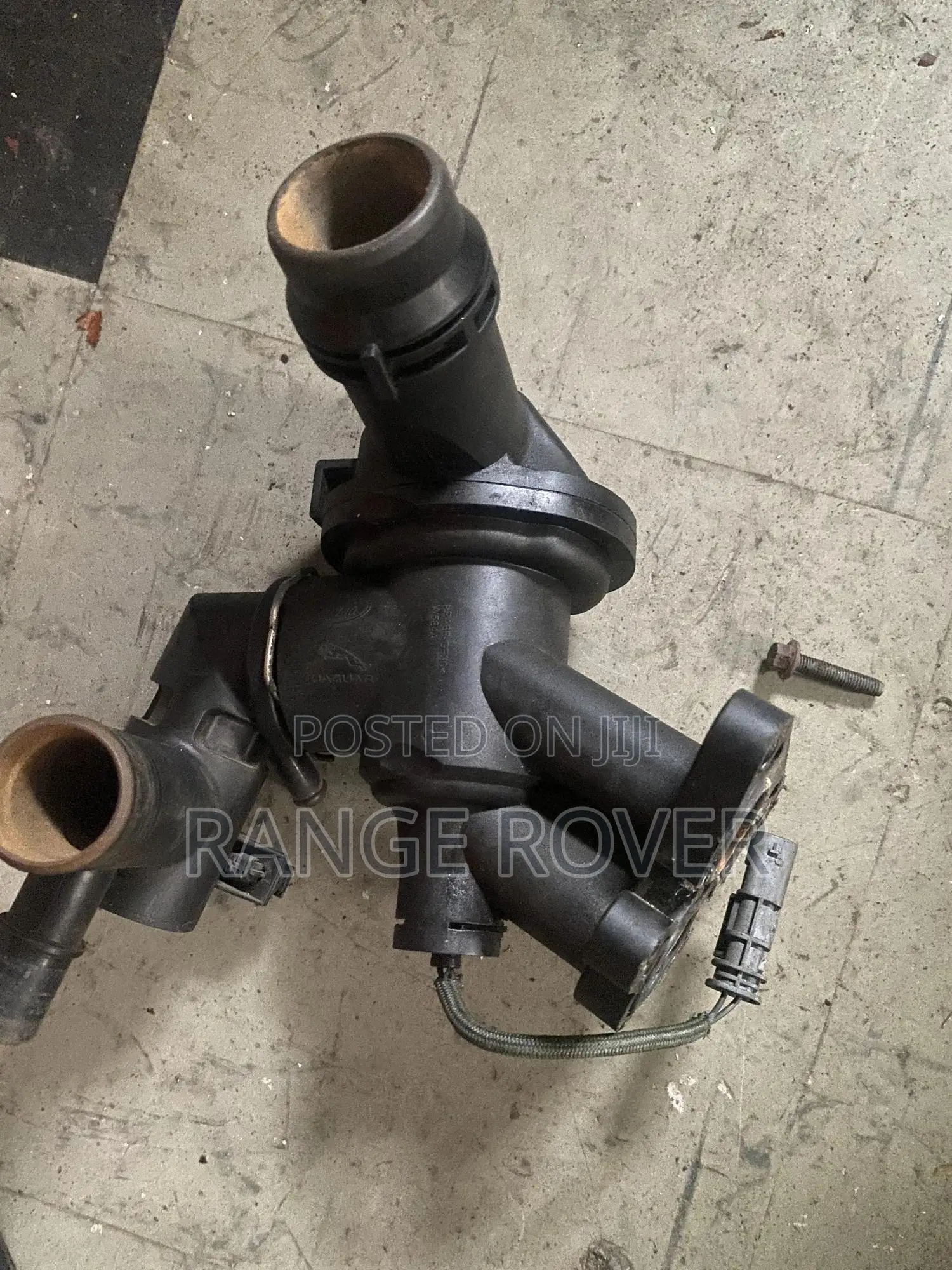 Range Rover Velar Thermostat 4plugs 2018-2024