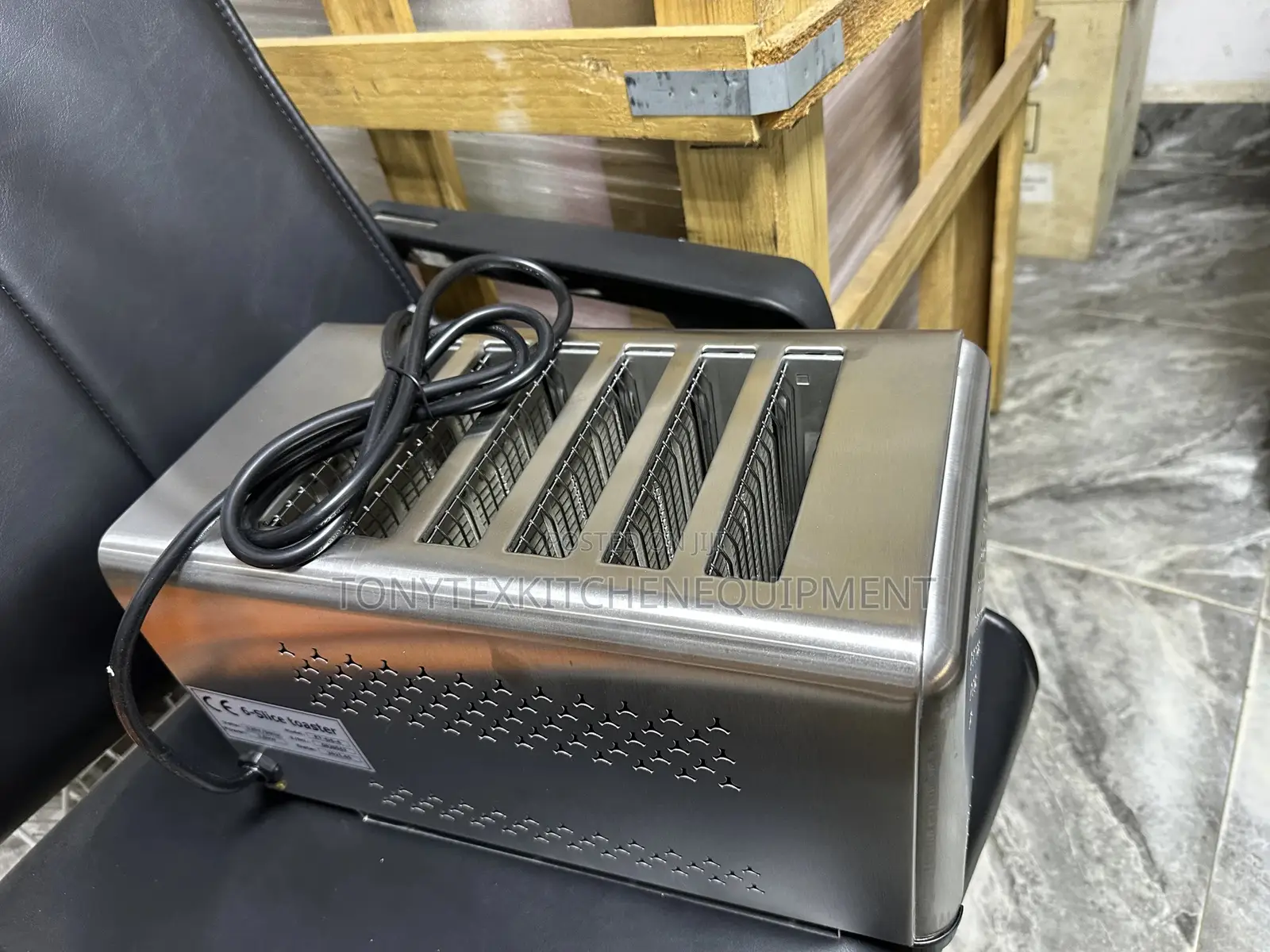 Commercial Toaster 2,4,6 Slice (Big And Small)